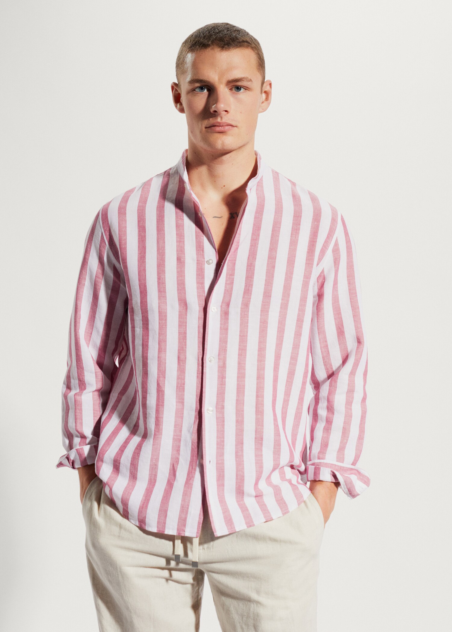 Camisa regular fit lino rayas  - Plano medio