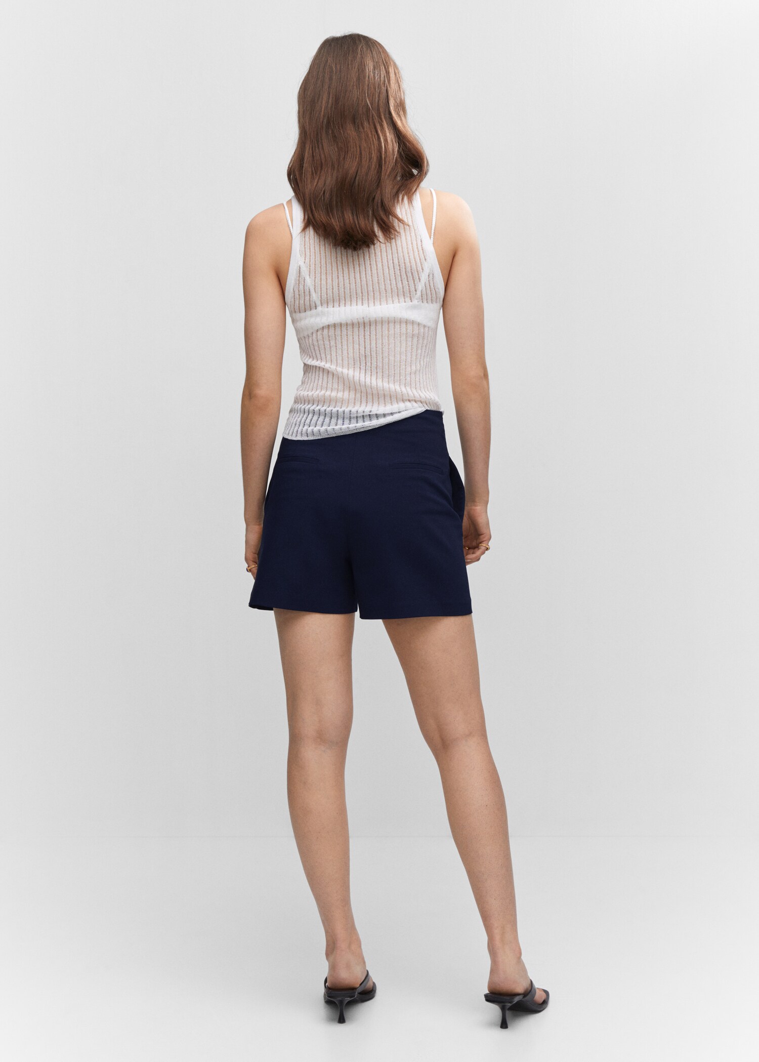 Shorts rectos tiro alto - Reverso del artículo