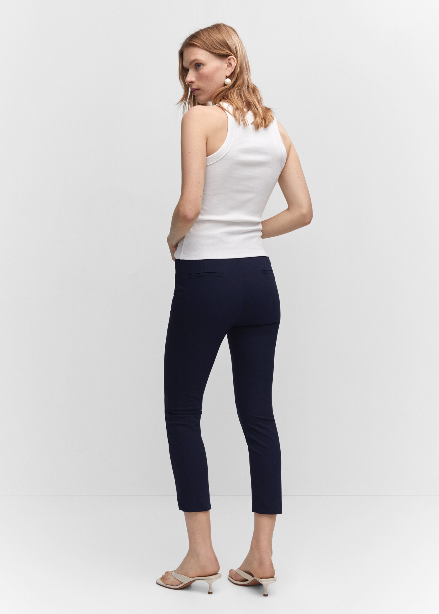 Crop skinny trousers - Reverse of the article