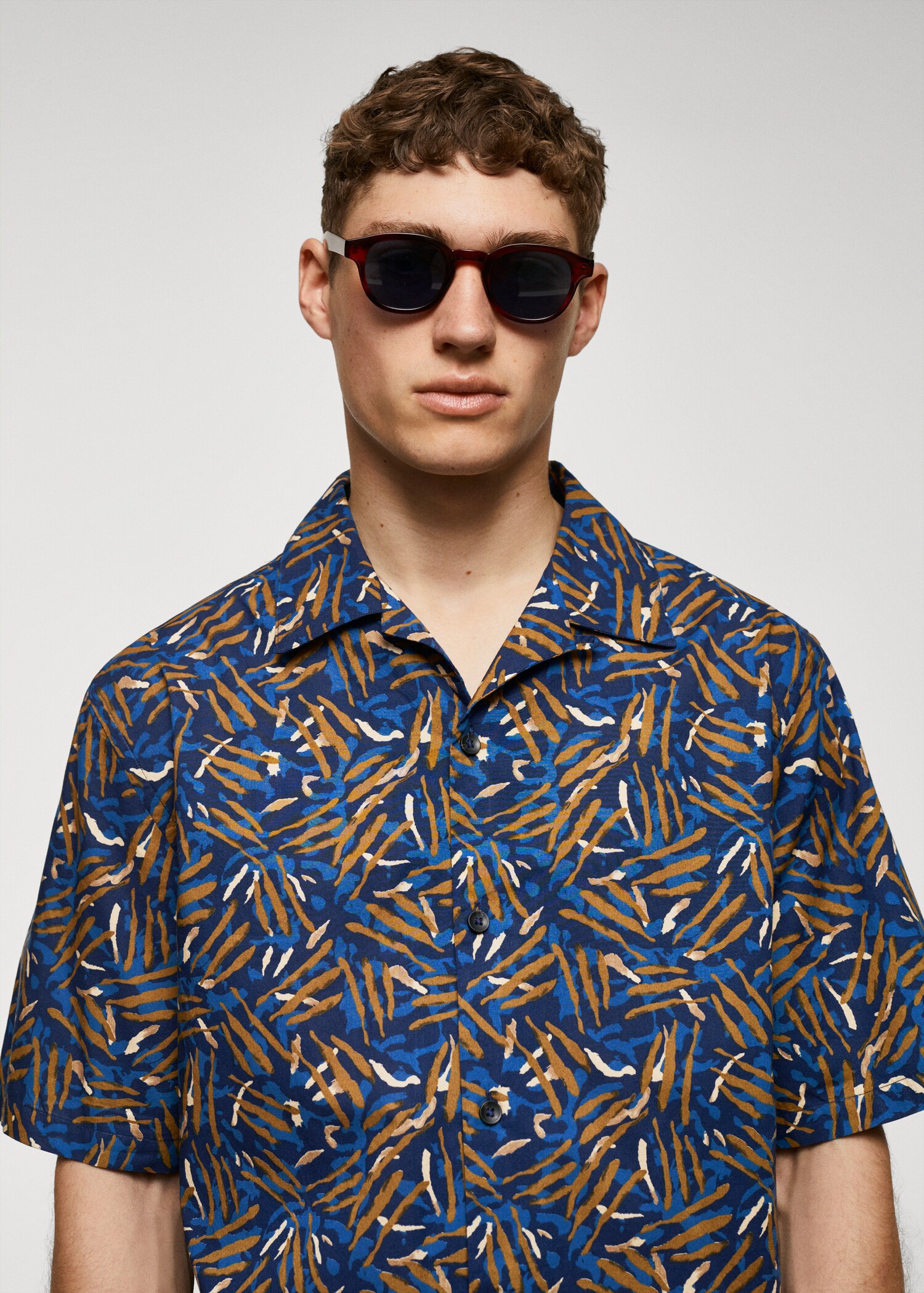 Camisa cuello bowling 100% algodón  - Detalle del artículo 1