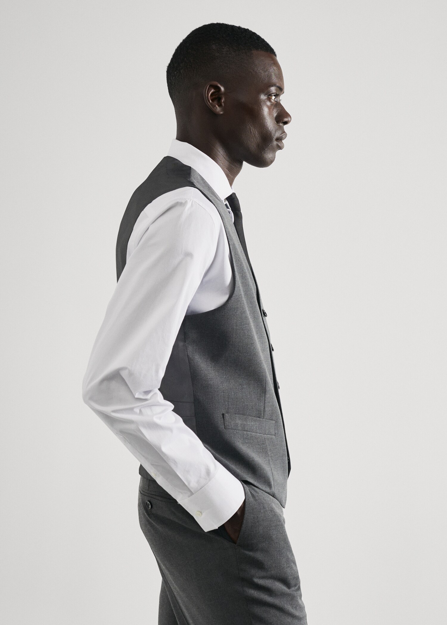 Slim-fit suit waistcoat - Details of the article 2
