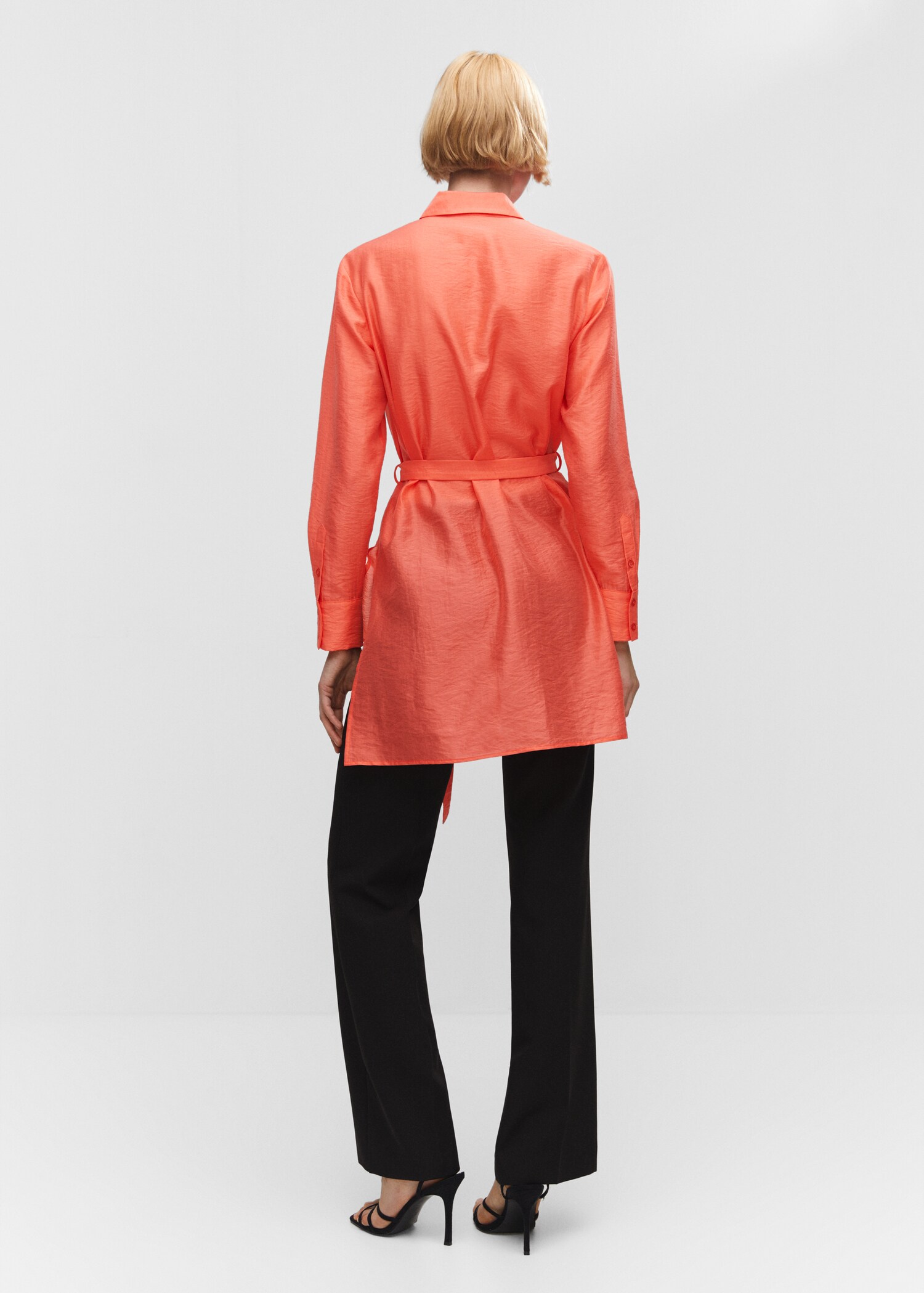 Lyocell shirt with bow - Reverse of the article