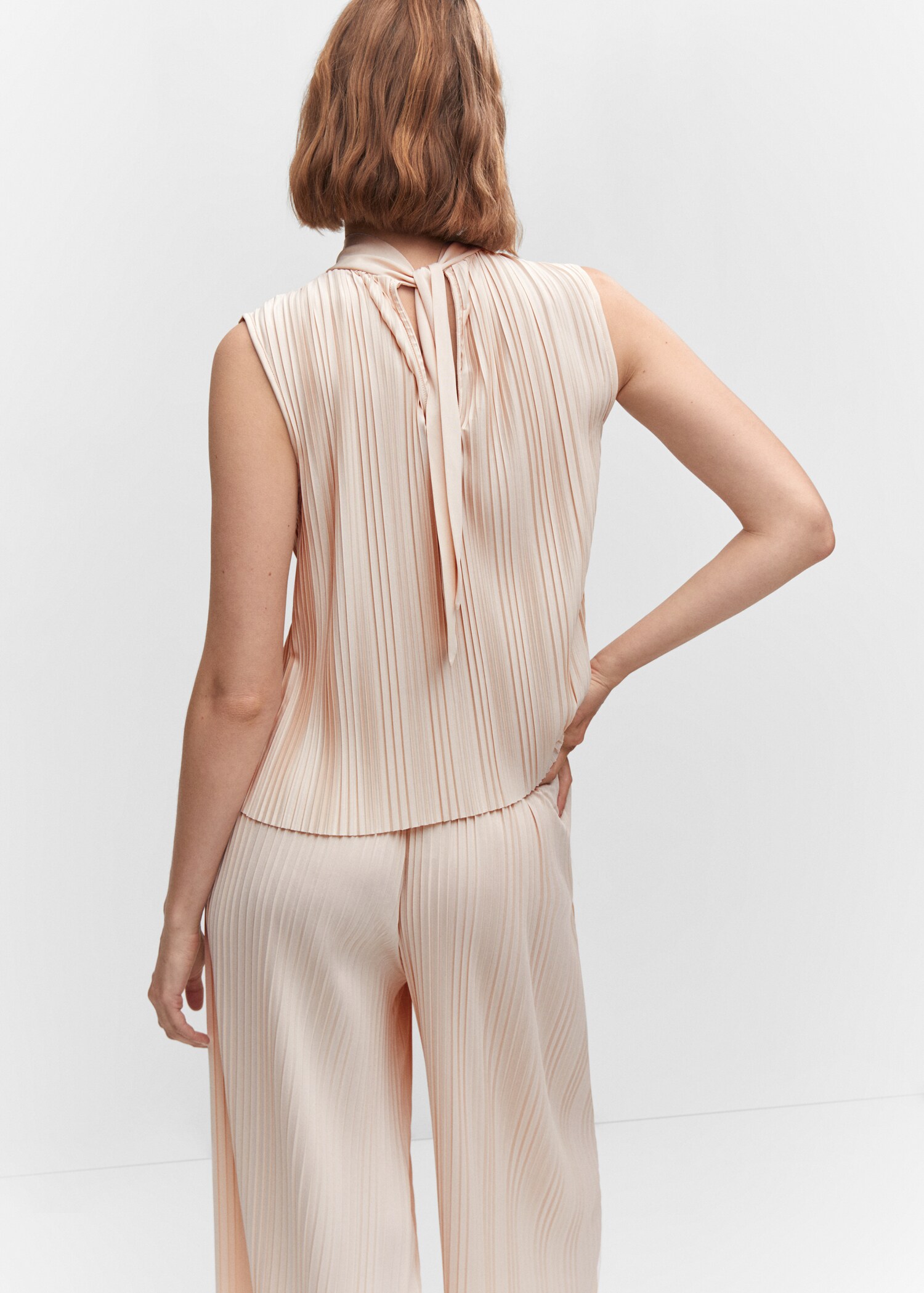 Pleated bow top - Reverse of the article