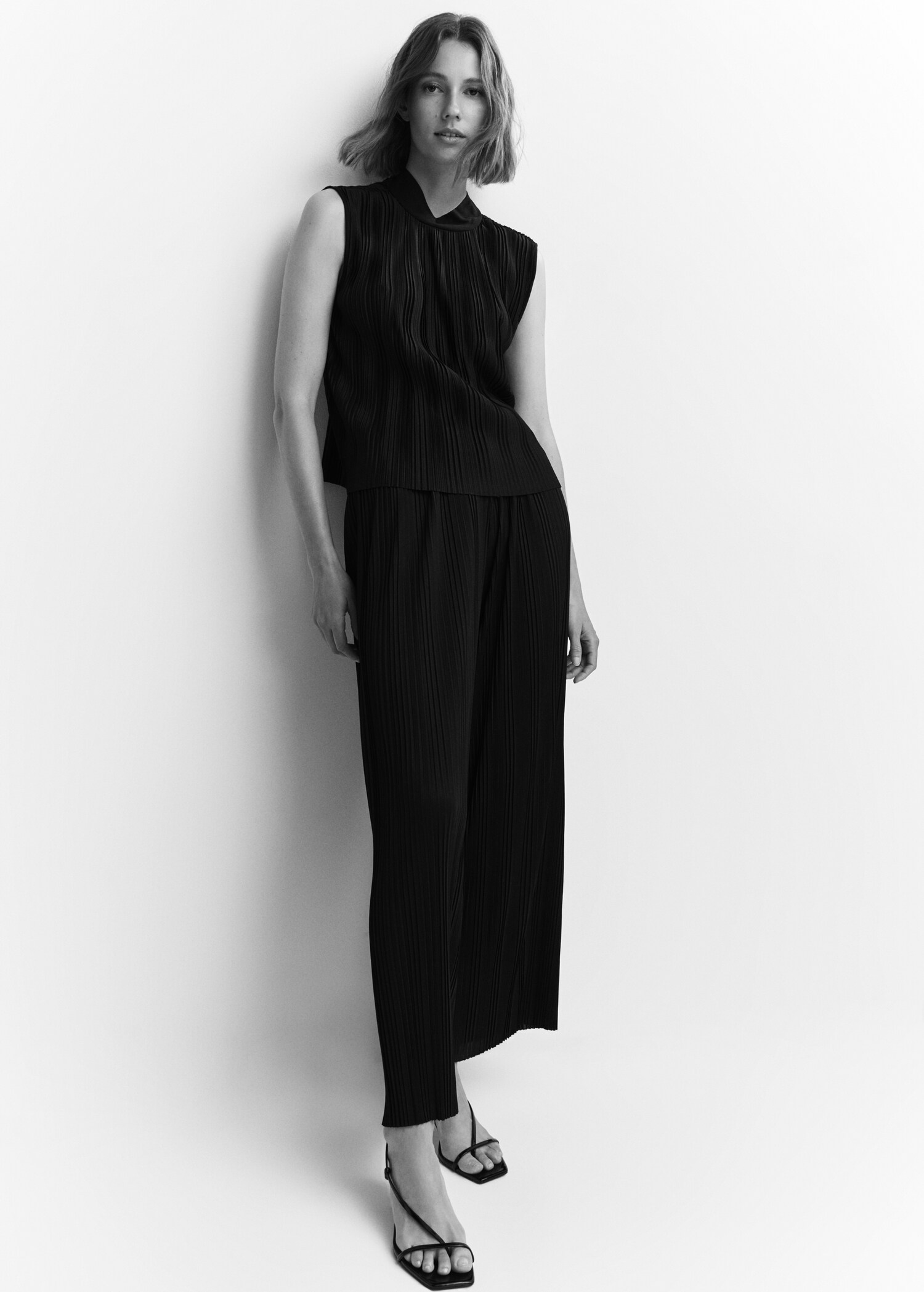 Pleated bow top - Details of the article 2
