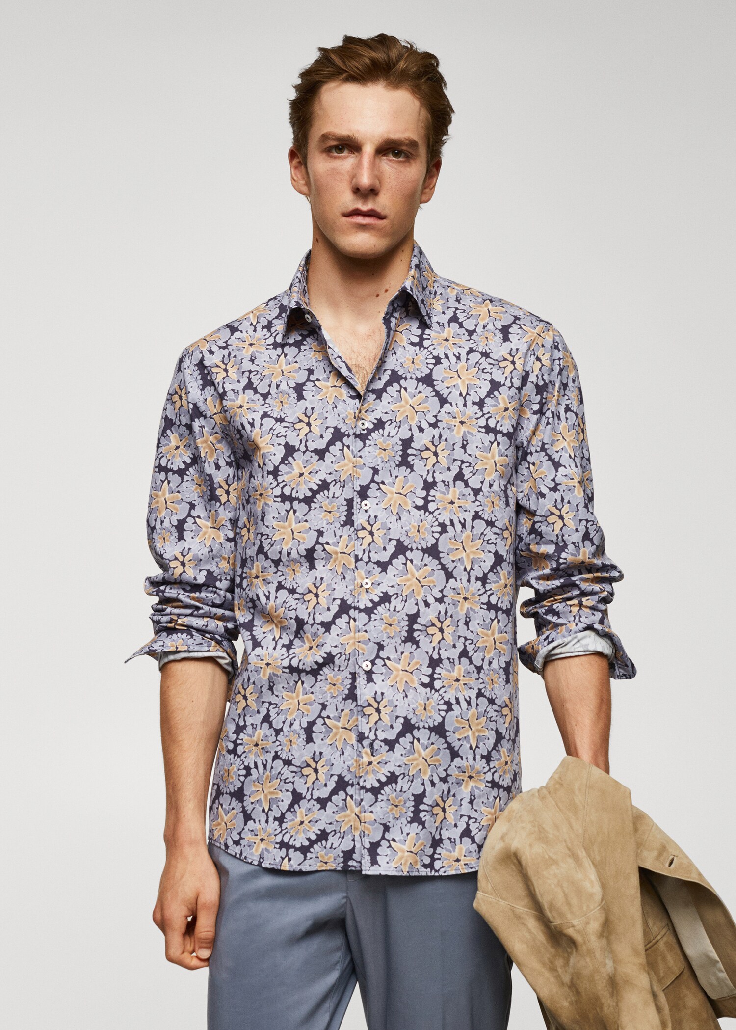 Camisa 100% algodón regular fit estampada - Plano medio