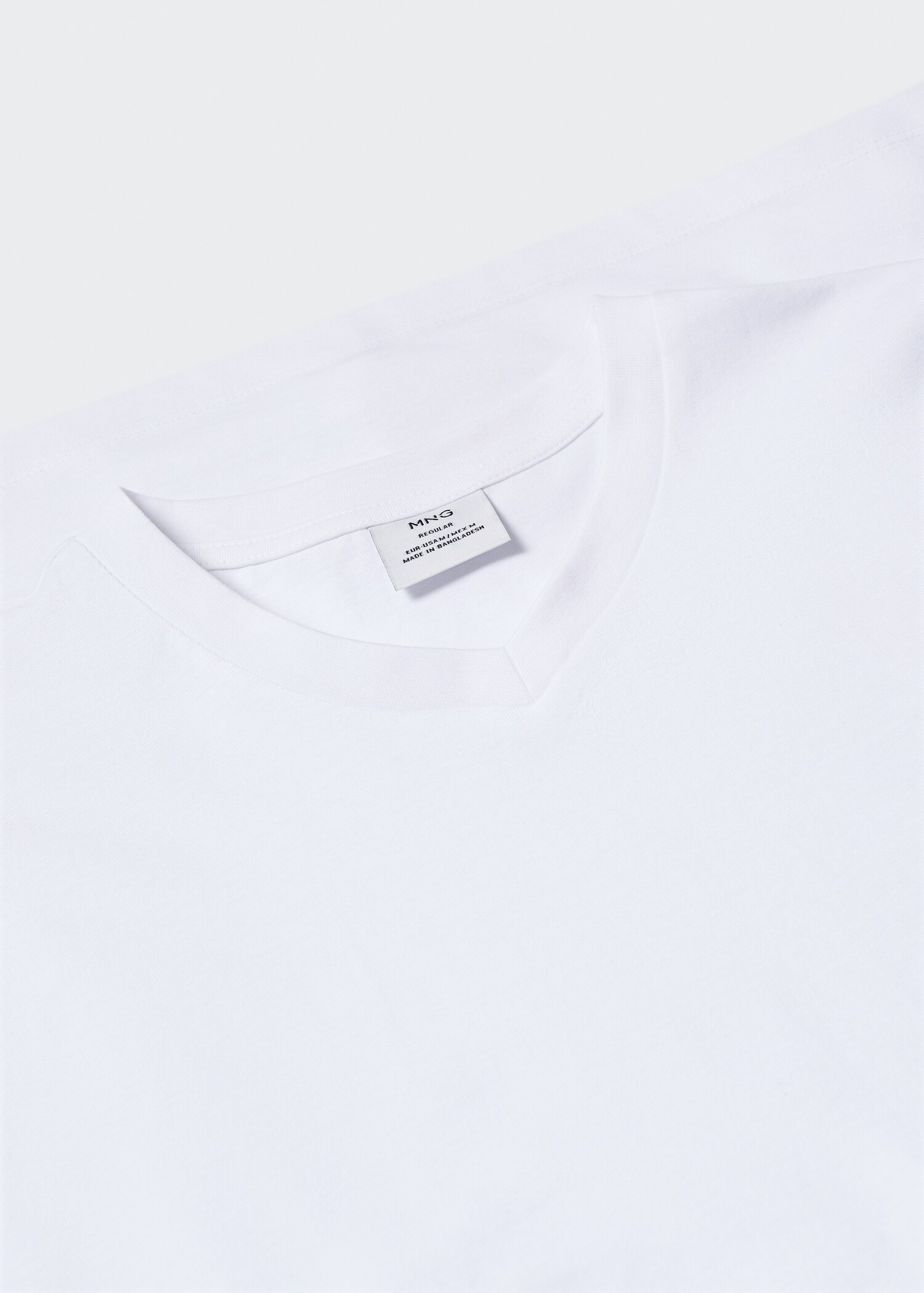 Camiseta básica algodón cuello pico - Detalle del artículo 8