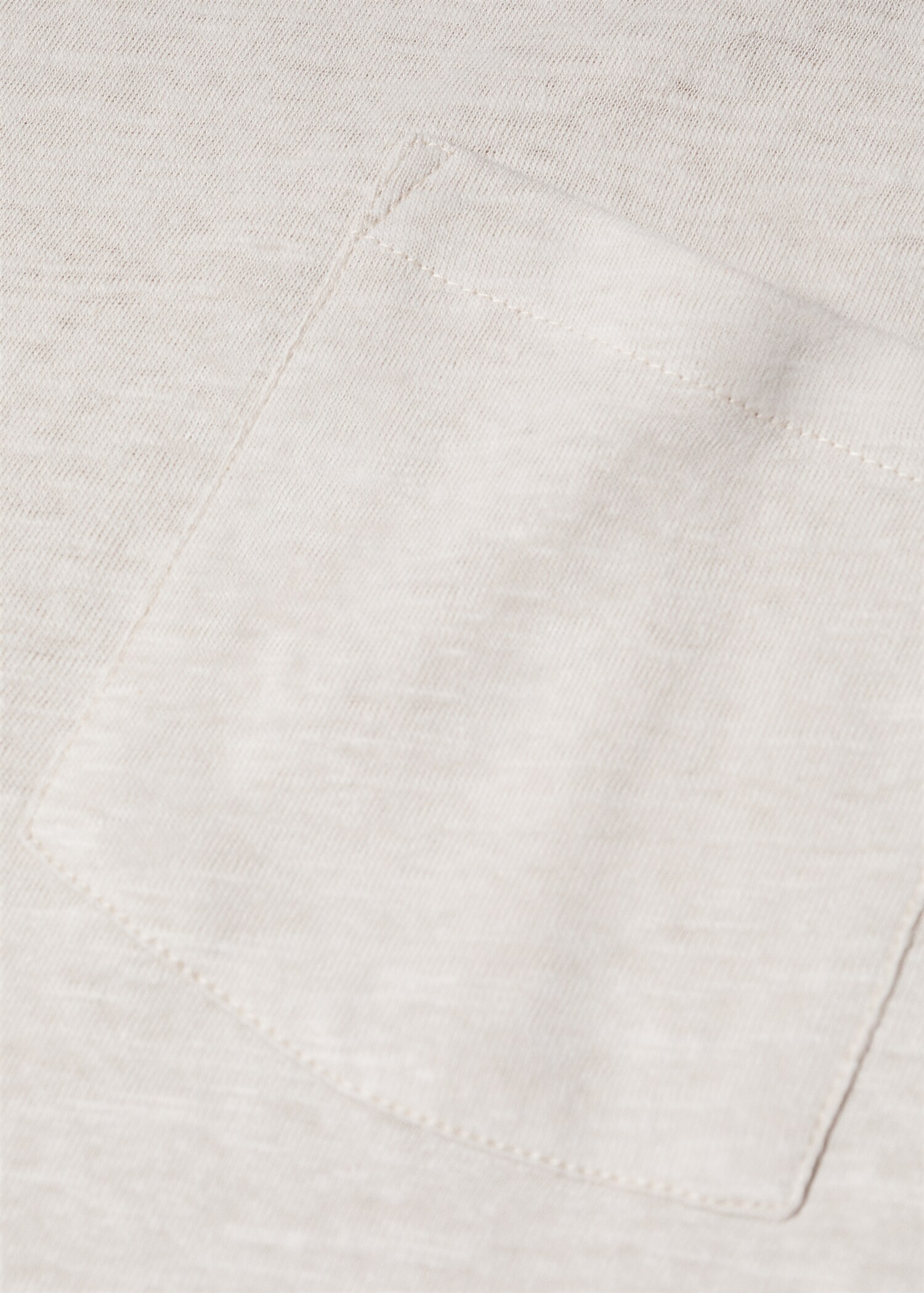 Cotton-linen pocket t-shirt - Details of the article 8