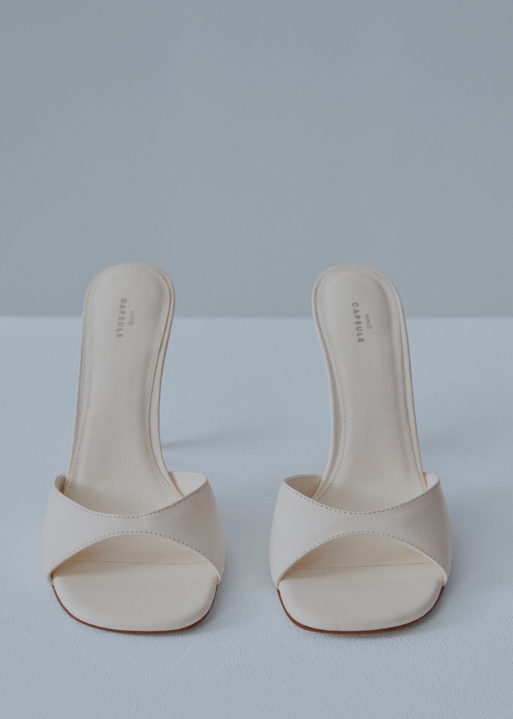 Slingback-heel leather sandals - Details of the article 2