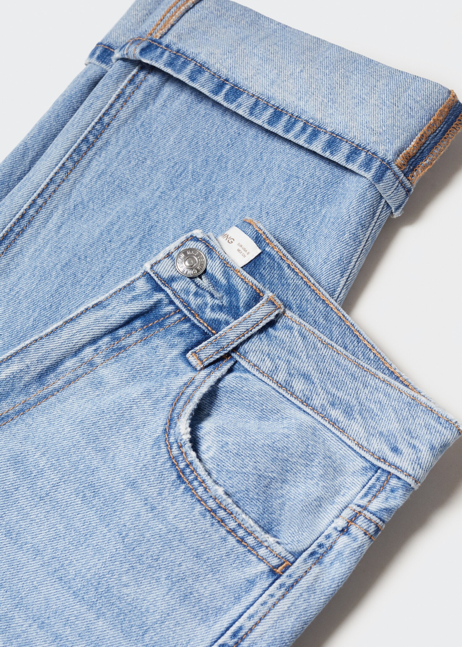 Turned-up straight jeans - Details of the article 8