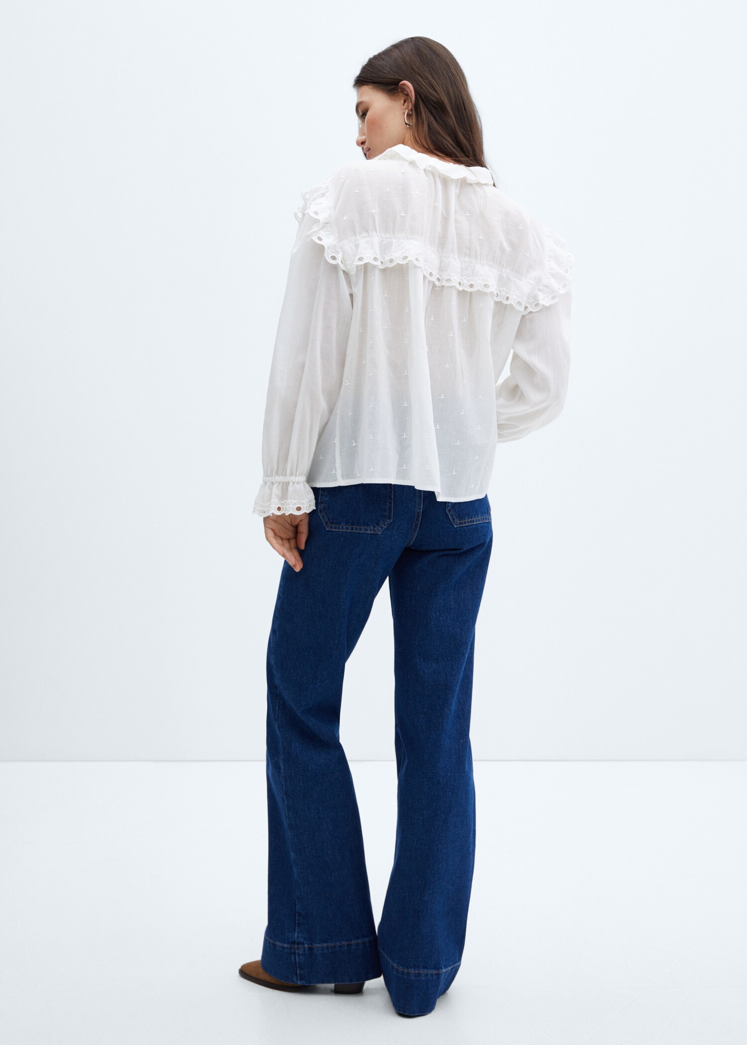 Embroidered details blouse - Reverse of the article
