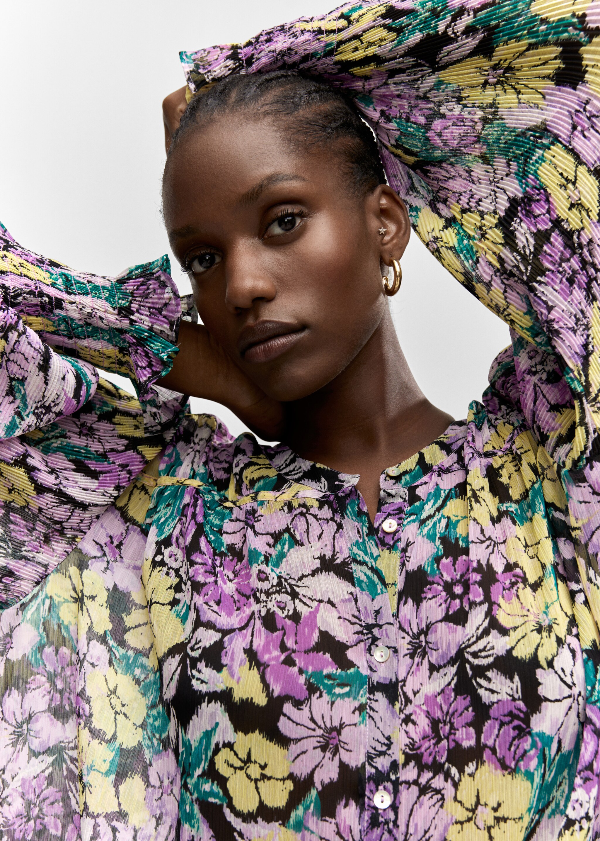 Floral textured blouse - Details of the article 5
