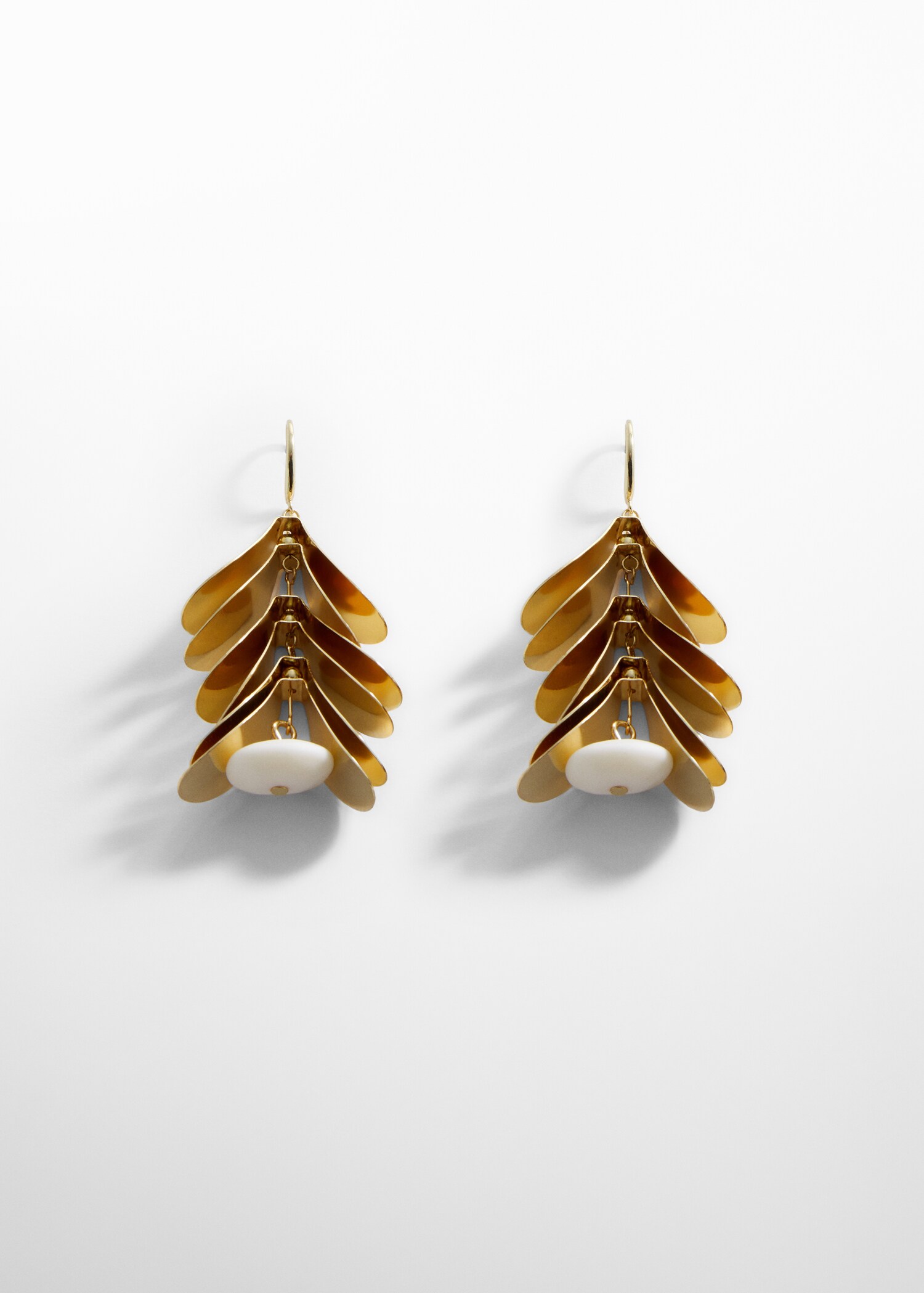 Metallic-leaves earrings - Article without model
