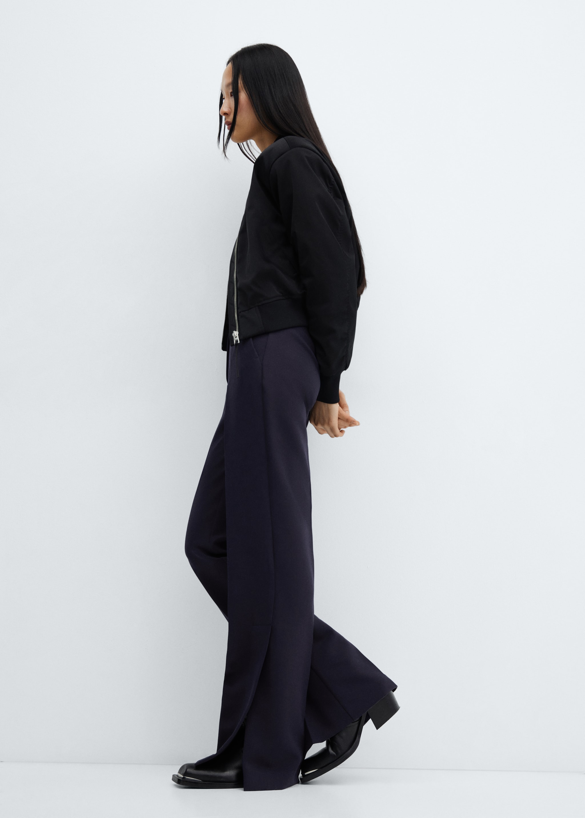 Straight trousers with openings - Details of the article 2