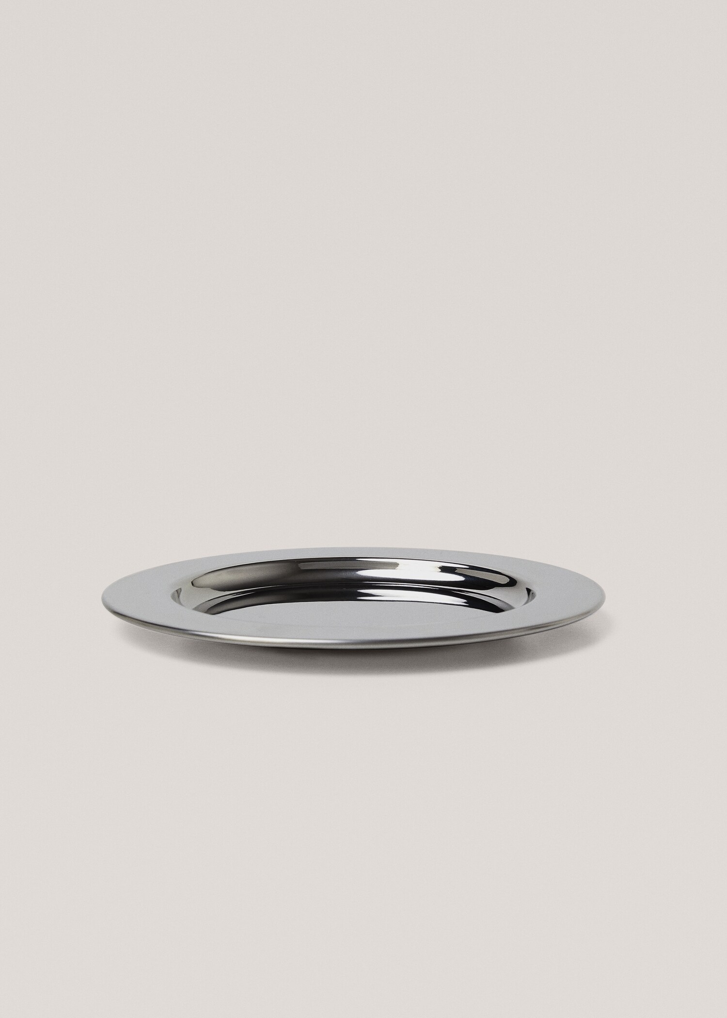 Small underplate - Details of the article 1