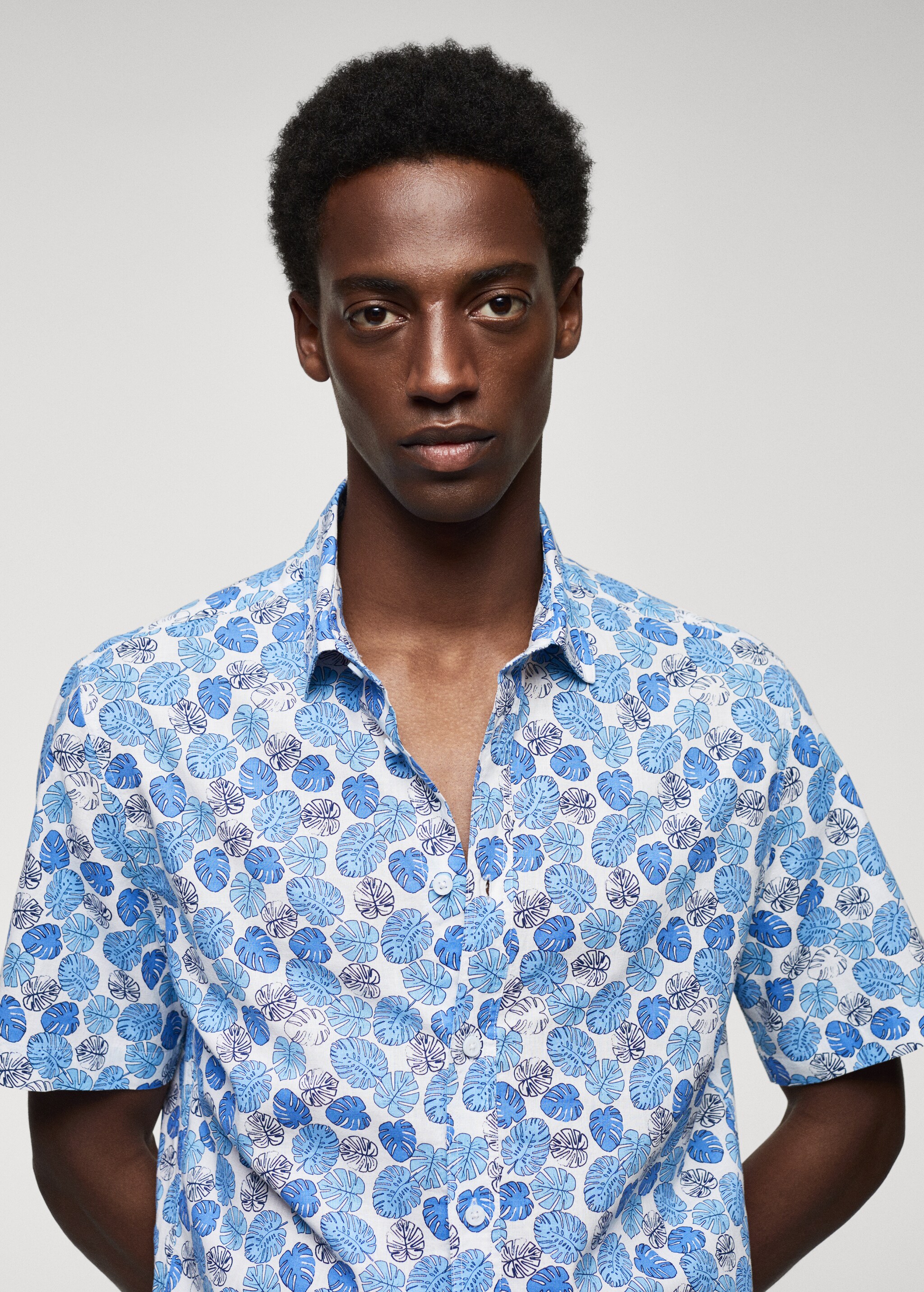 100% cotton short-sleeved printed shirt - Details of the article 1