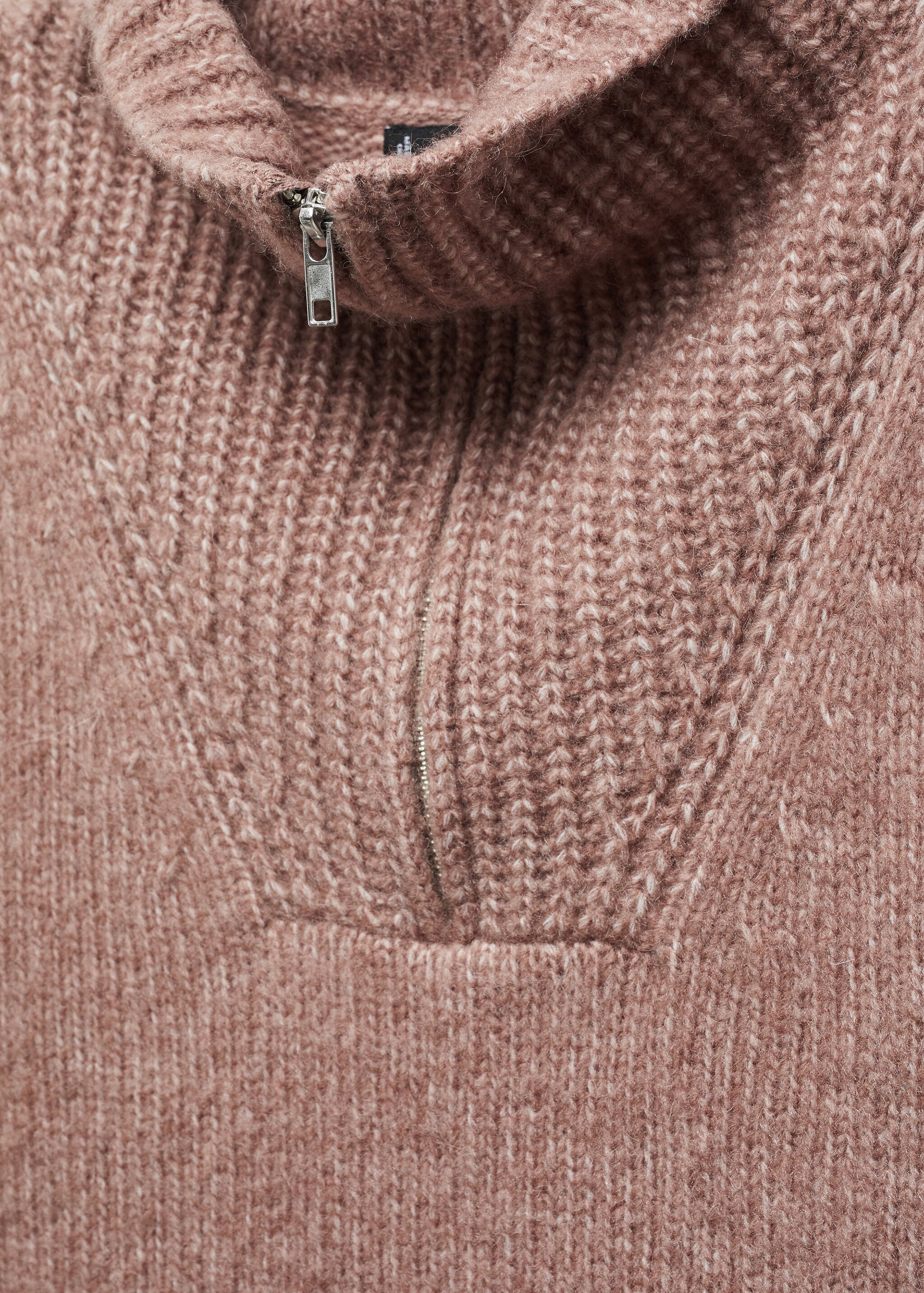 Open-sided gilet with zip neck - Details of the article 8