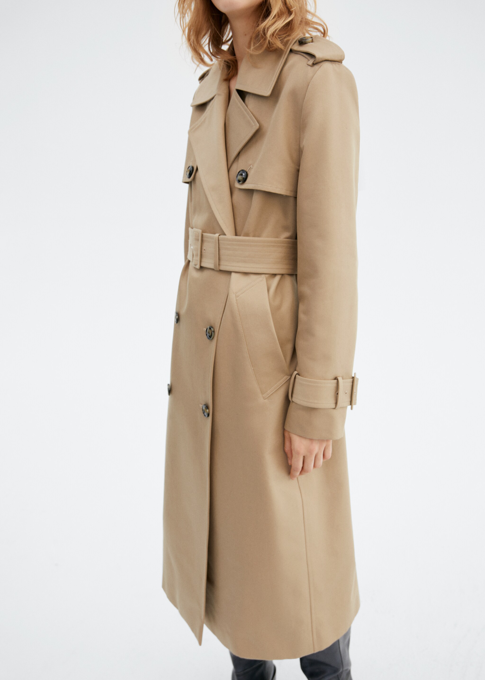 Water-repellent premium trench coat - Details of the article 6
