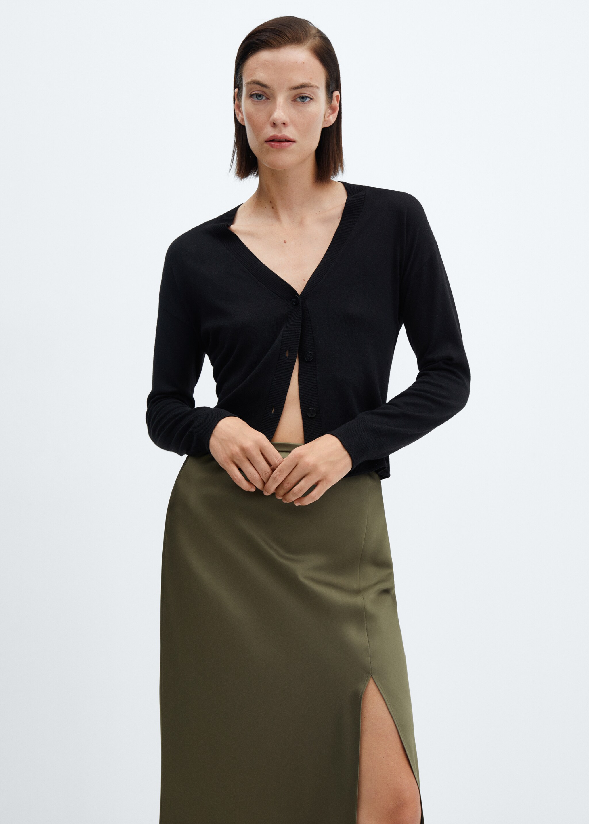 Satin skirt with side slit - Details of the article 1