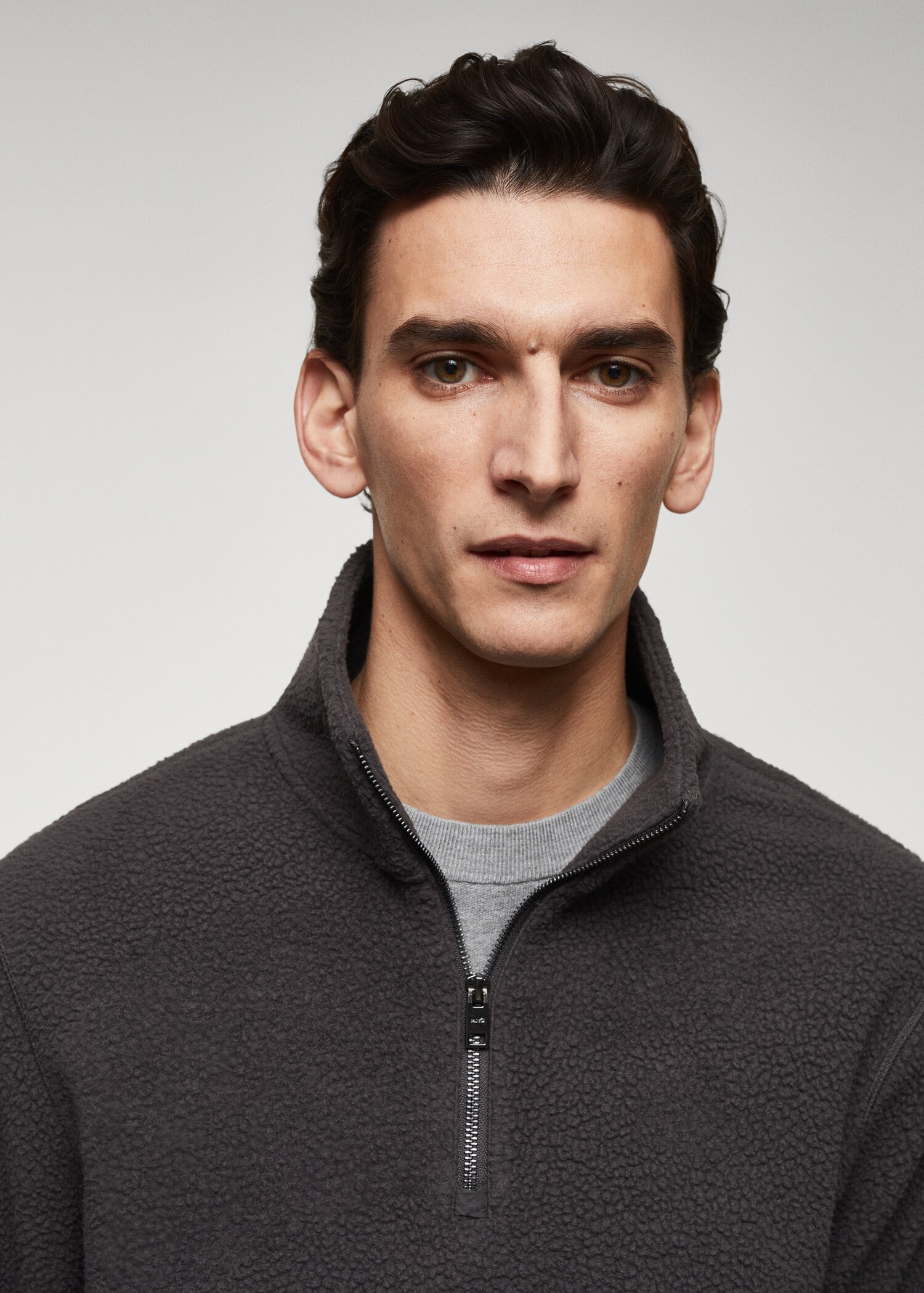 Zip-neck fleece sweatshirt - Details of the article 1