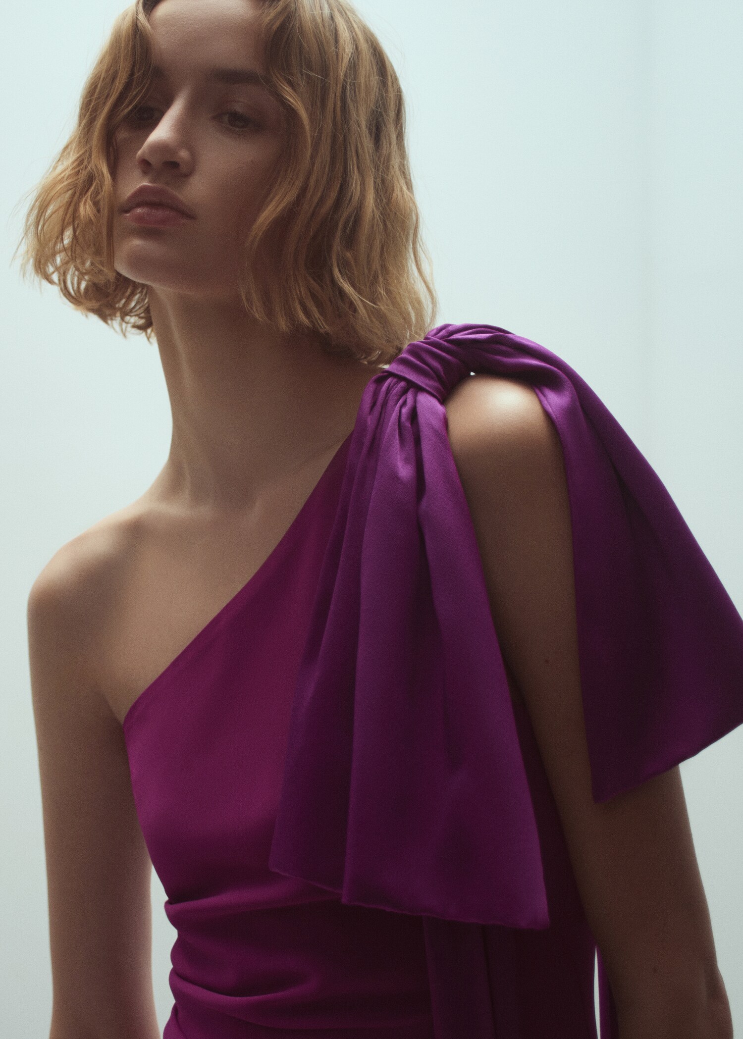 Robe asymétrique maxi-nœud - Détail de l'article 1