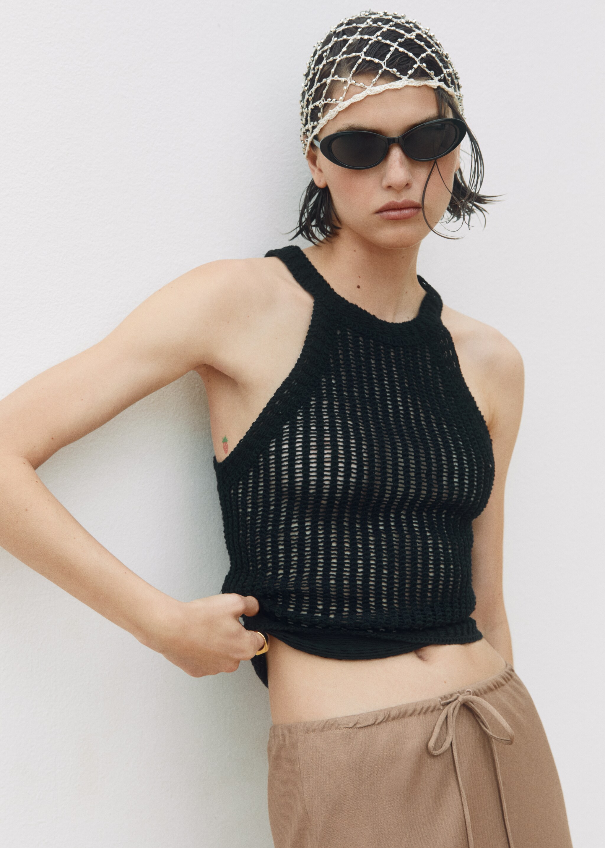 Halter-neck knitted top - Details of the article 6