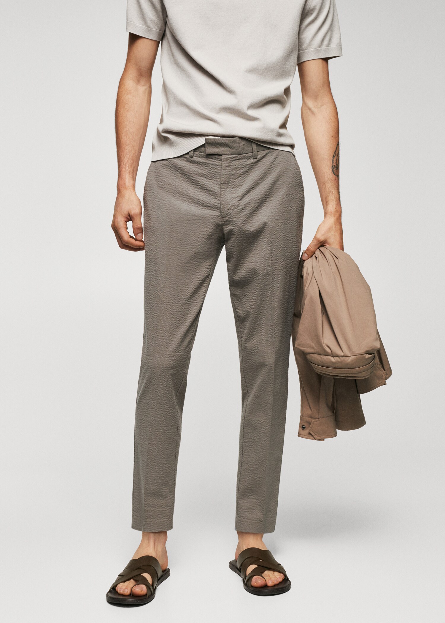 Slim fit-byxa seersucker stretch - Bild av mittparti