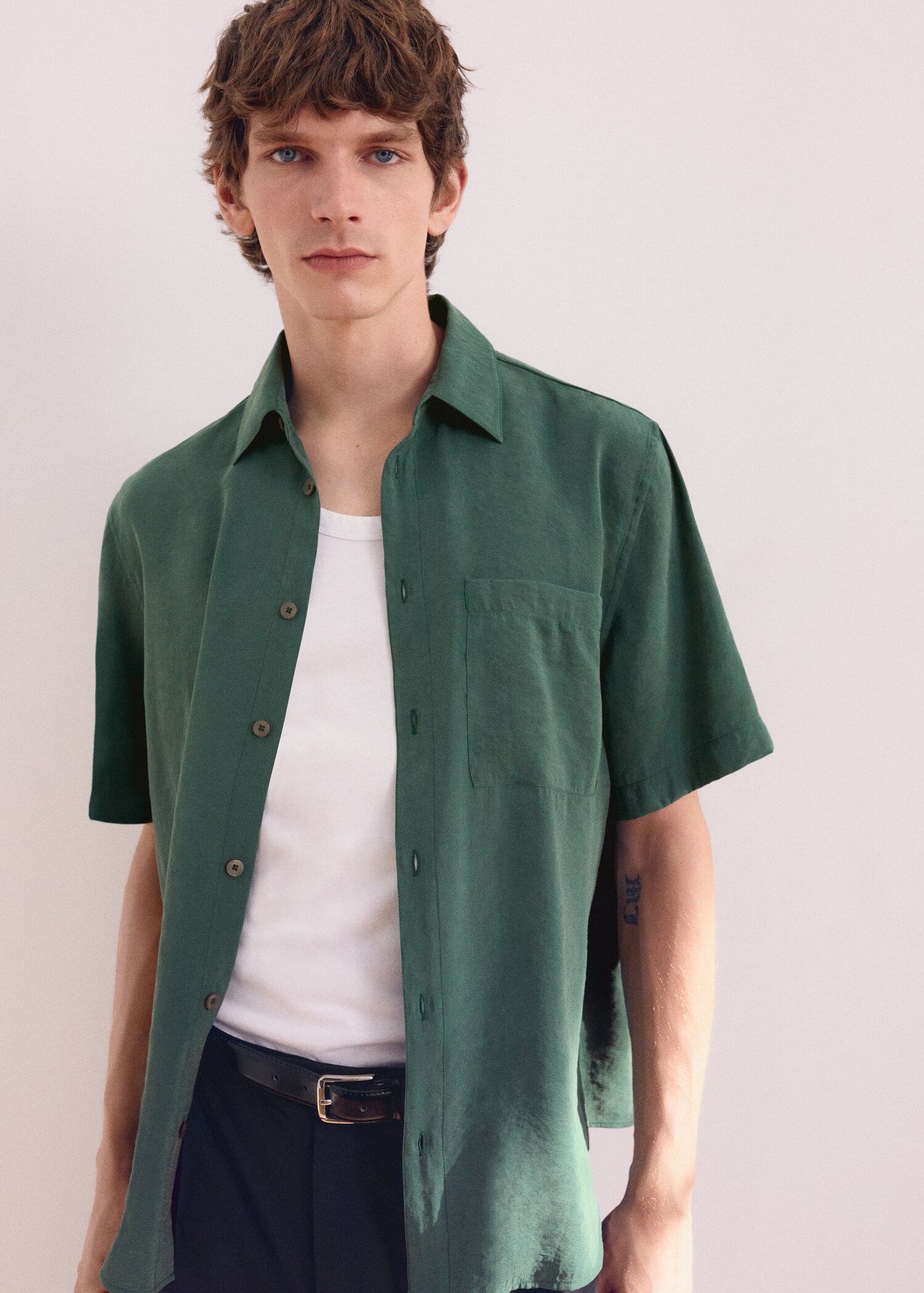 Camisa regular fit manga corta - Detalle del artículo 5