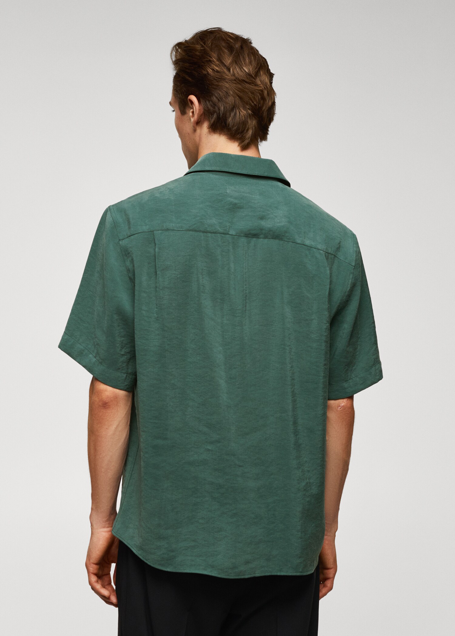 Camisa regular fit manga corta - Reverso del artículo