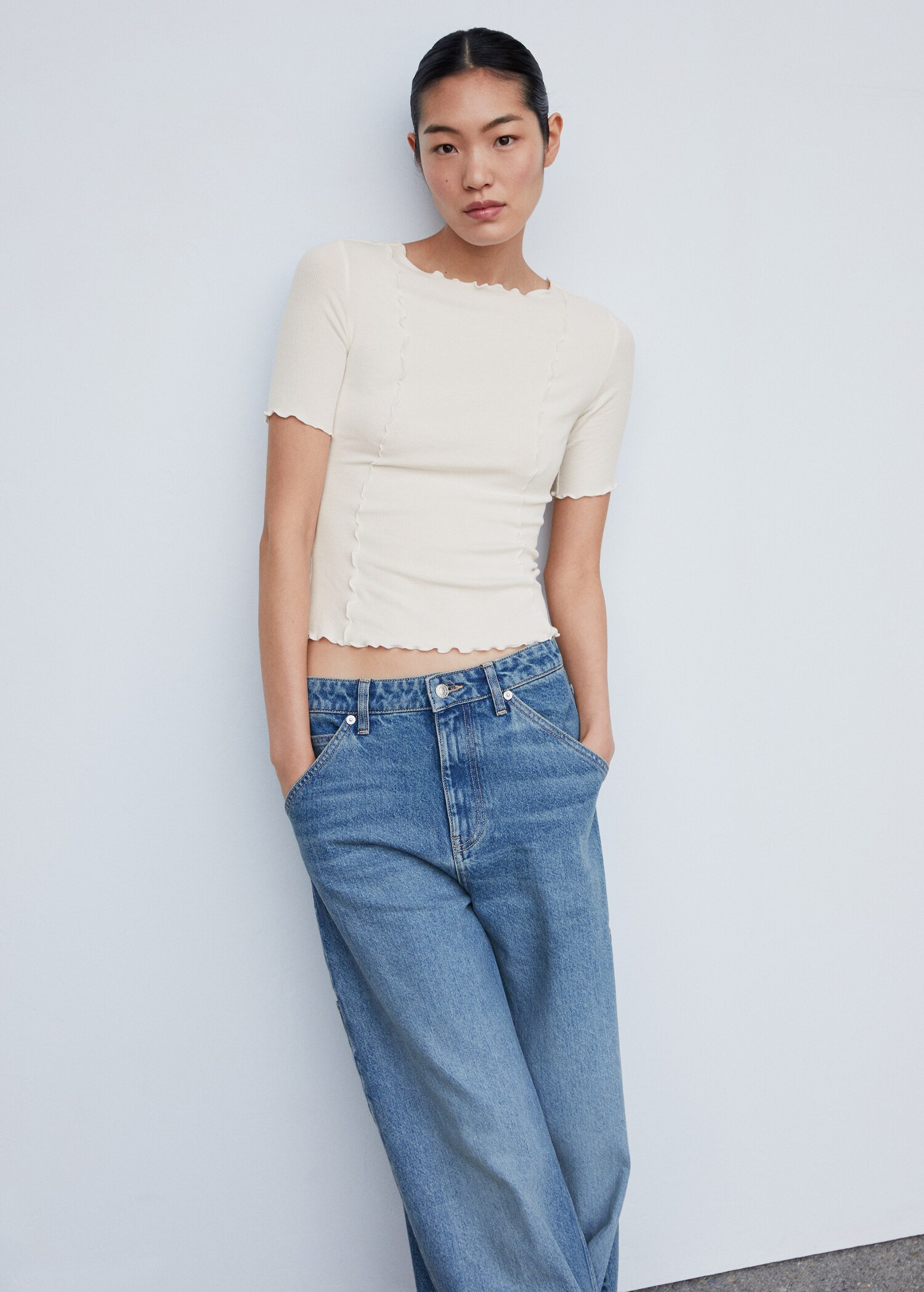 Decorative seam T-shirt - Medium plane