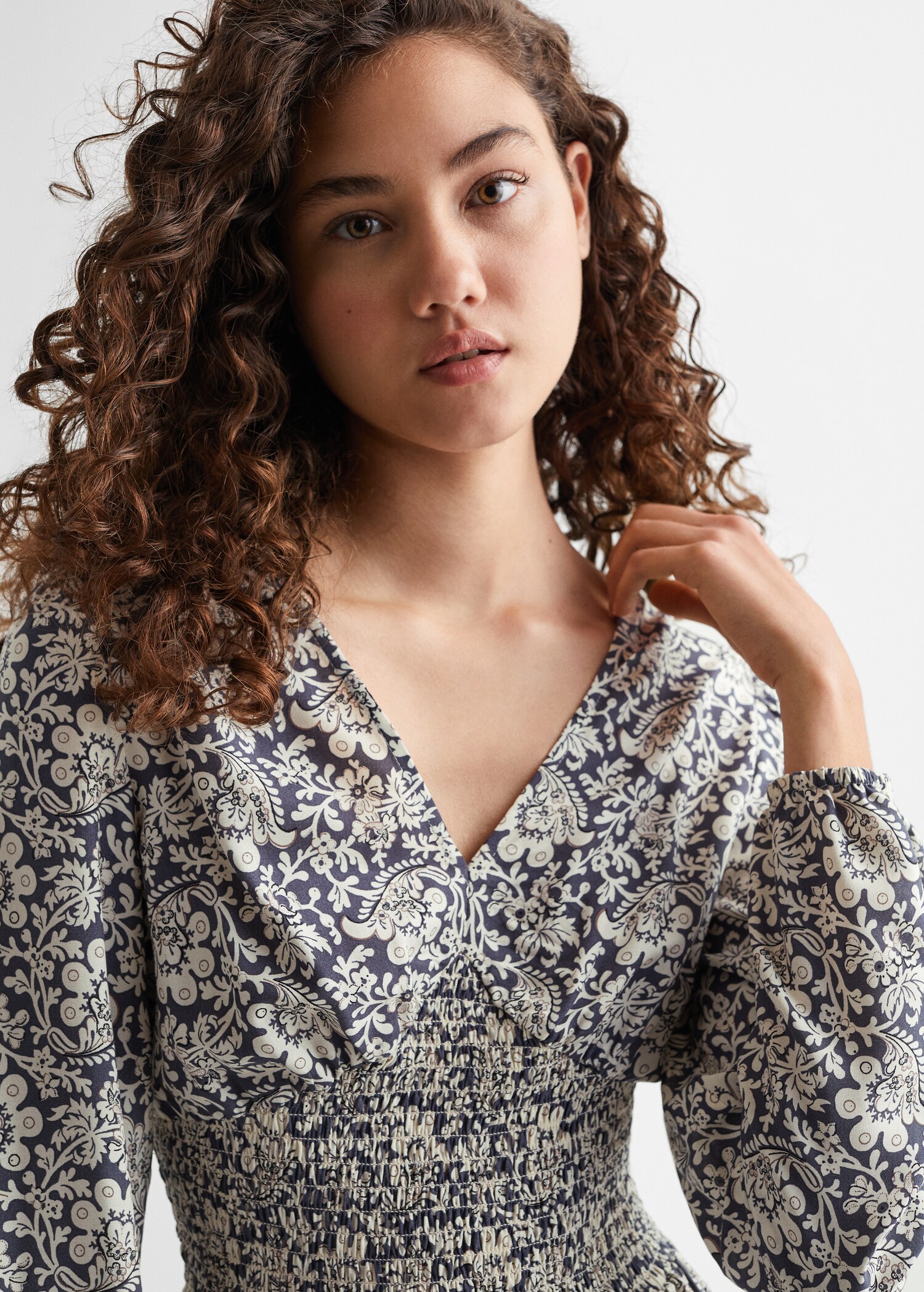 Vestido fruncido estampado - Detalle del artículo 1