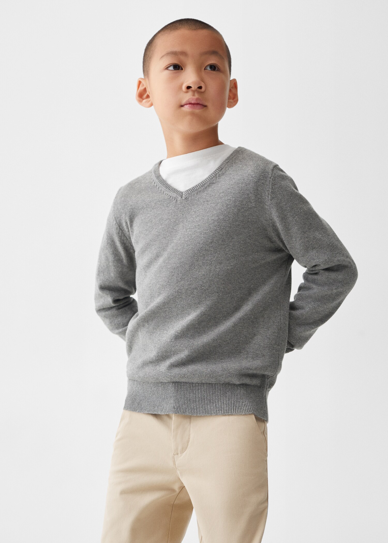 V-neck sweater - Medium plane