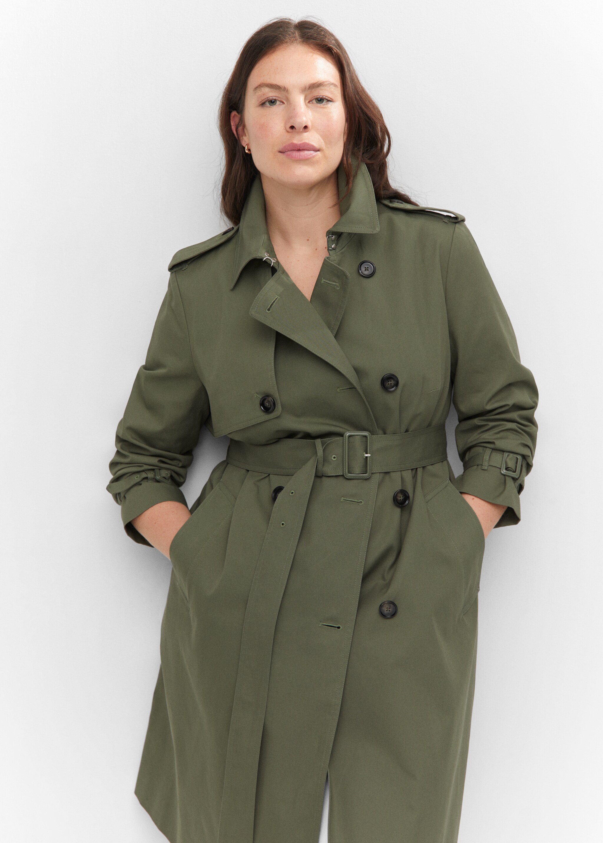 Classic trench coat with belt - Details of the article 5