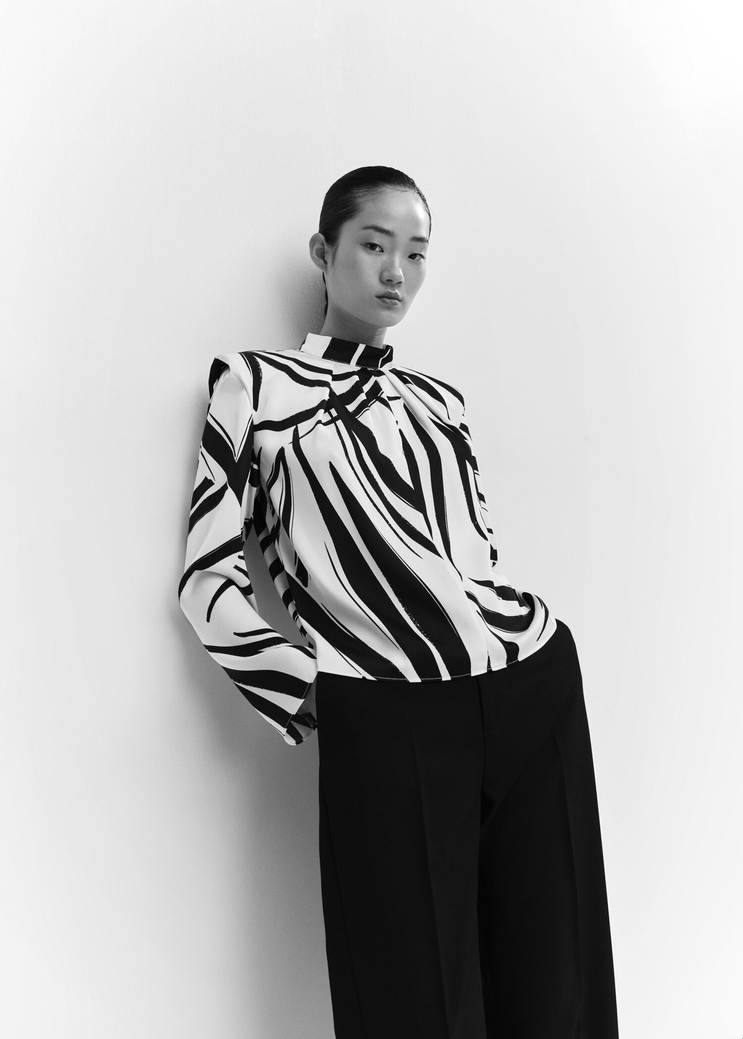 Blouse imprimée épaulettes - Détail de l'article 2
