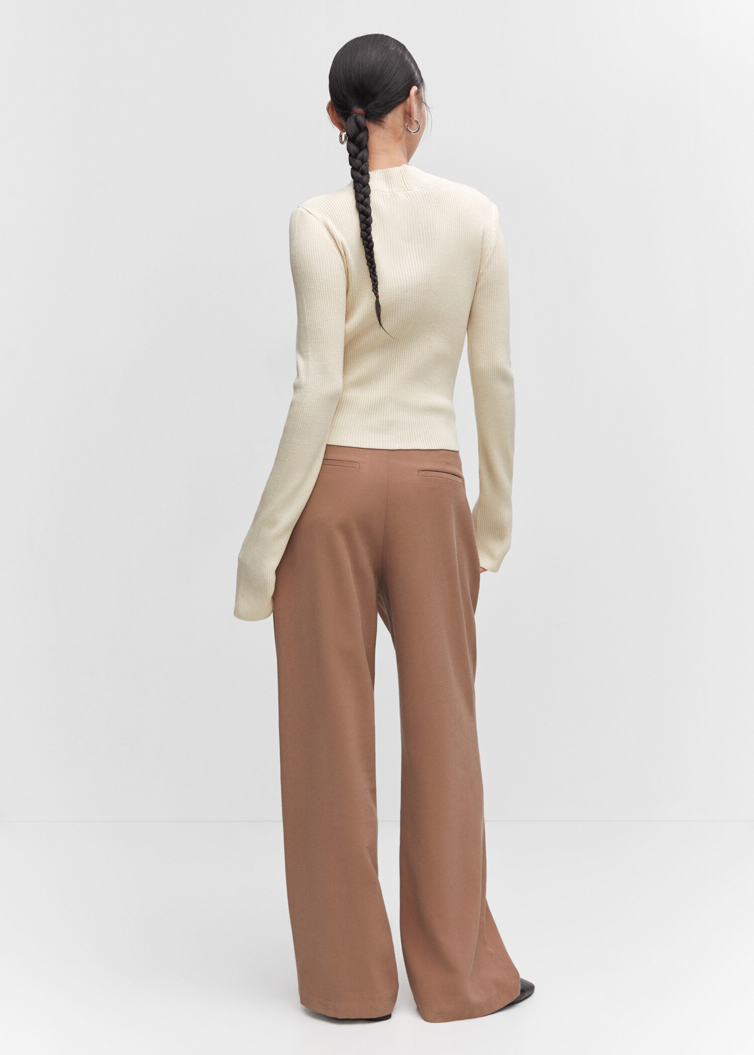 Perkins-neck knitted sweater - Reverse of the article