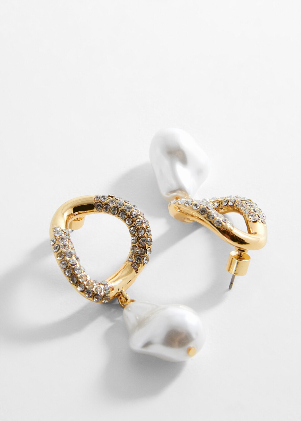 Mango pearl hoop earrings discount