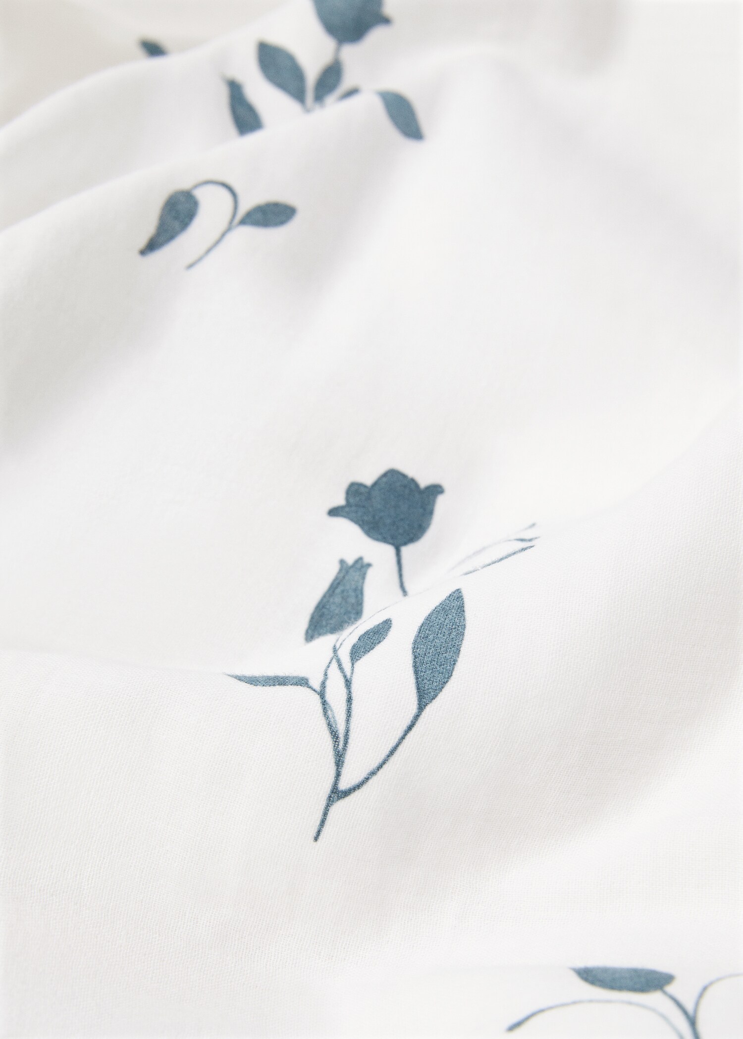 Duvet cover with floral design 150cm - Details of the article 2