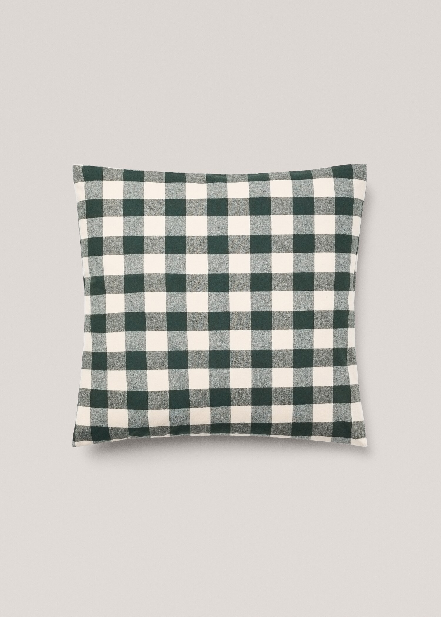 Dvobojna karirana flanelna jastučnica 60 x 60 cm - Artikl bez modela
