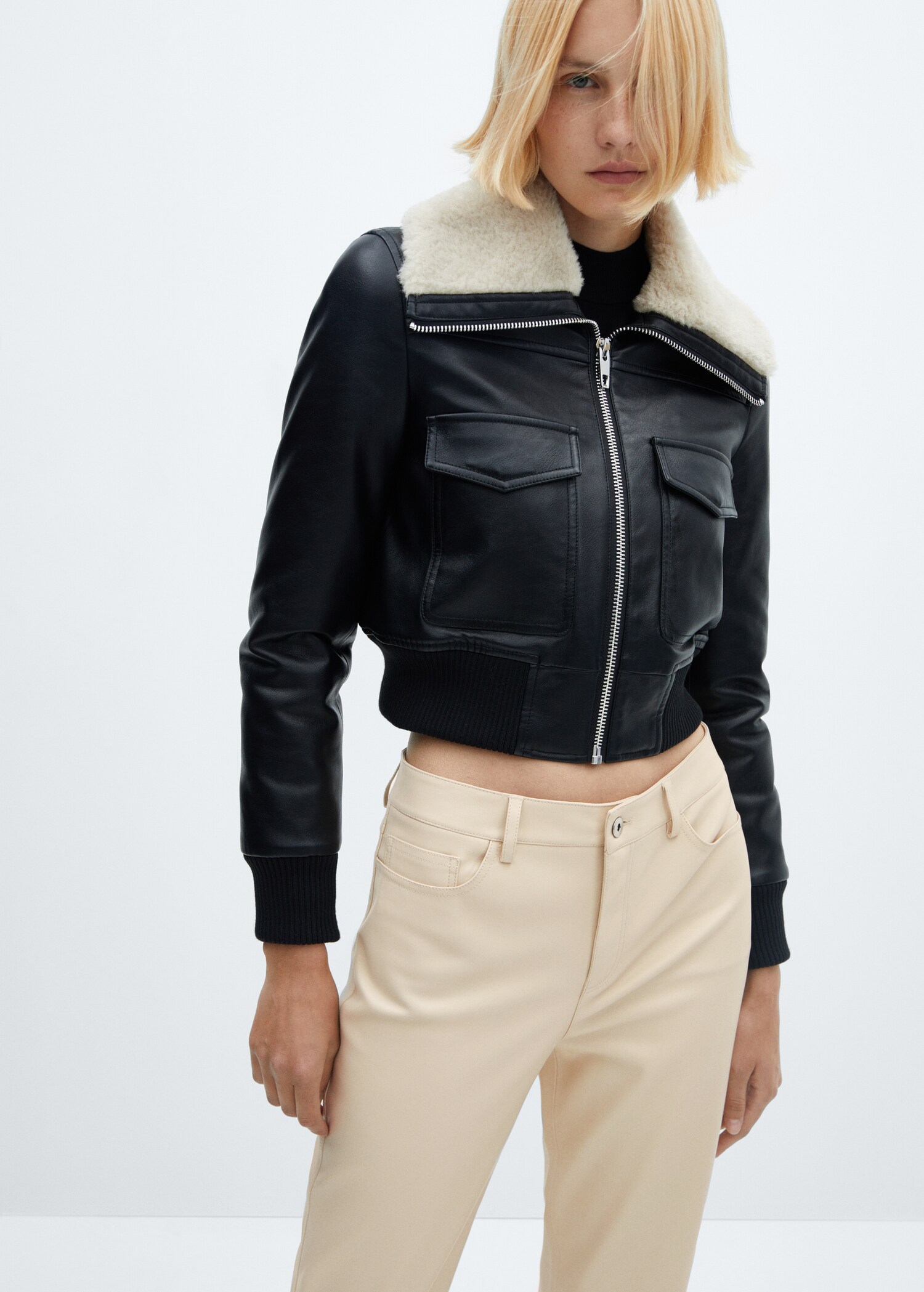 Leather-effect straight trousers - Details of the article 1
