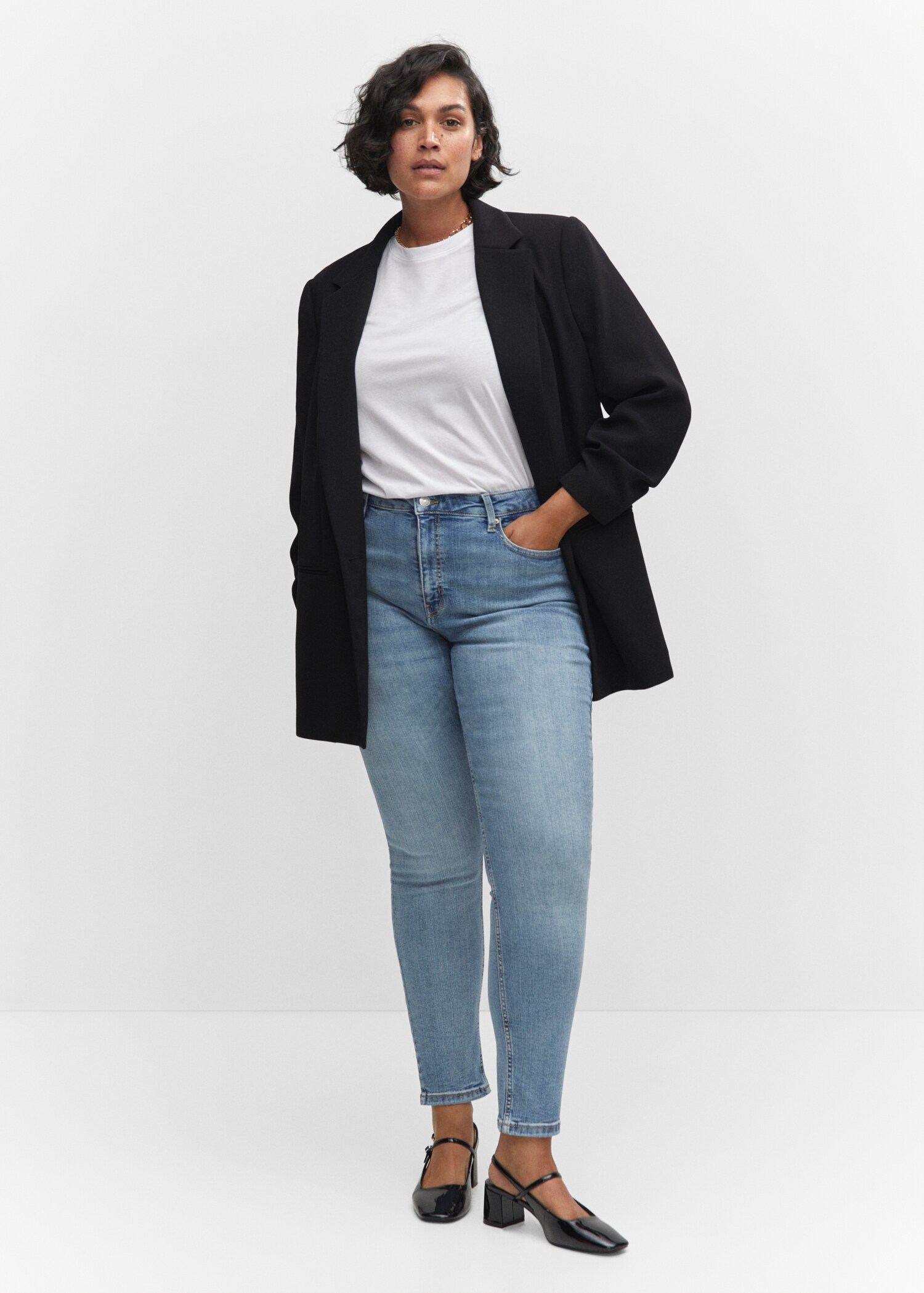 High-rise skinny jeans - Details of the article 3