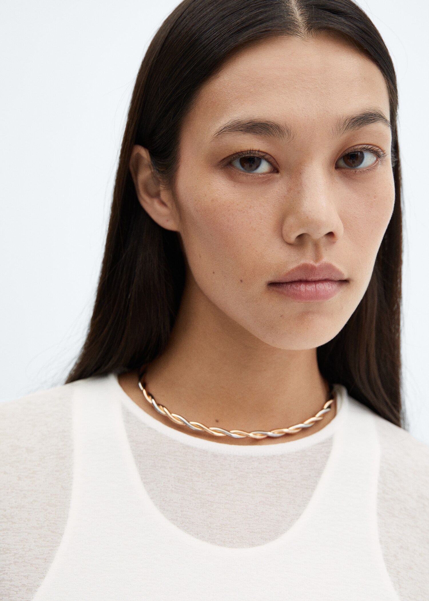Contrasting cotton-blend T-shirt - Details of the article 1