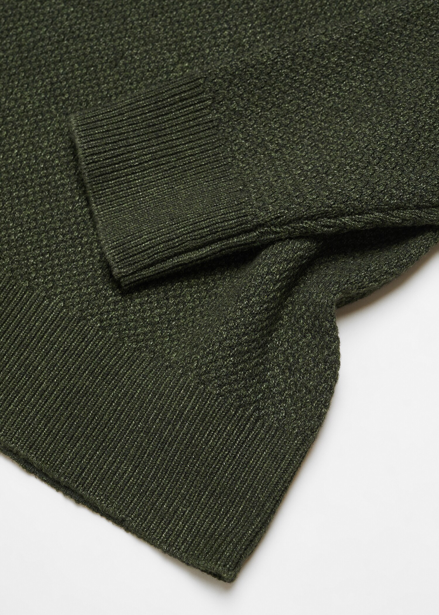 Pull-over torsades col roulé - Détail de l'article 8