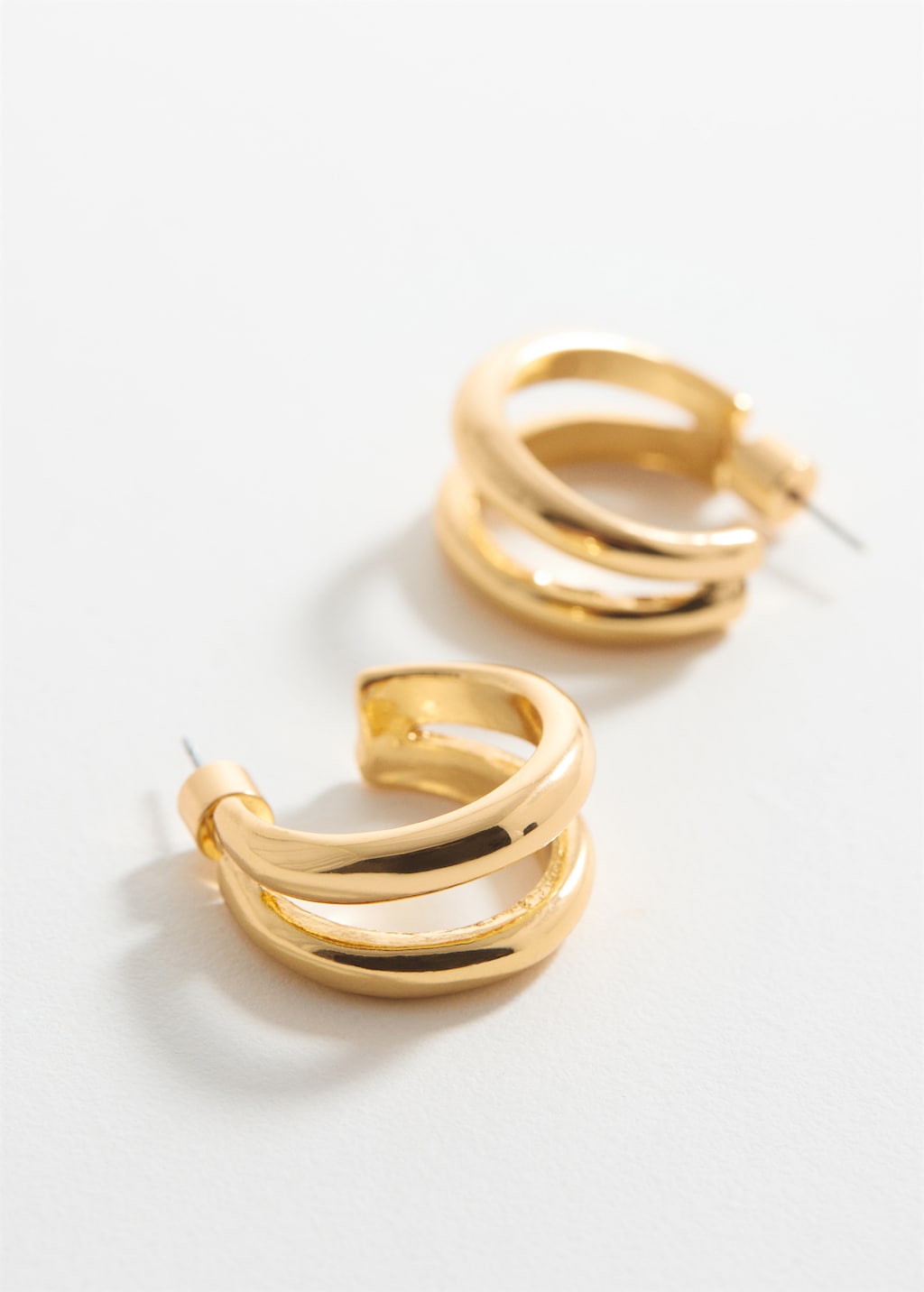Open double hoop earrings Women MANGO Myanmar