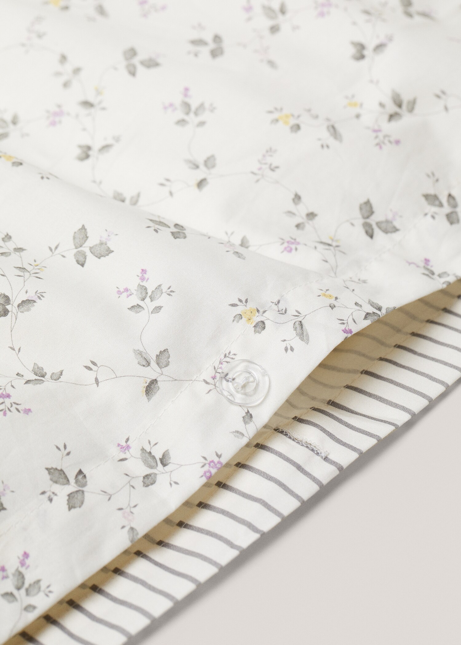 Housse de couette réversible fleurs et rayures Lit 135/140 cm - Détail de l'article 4