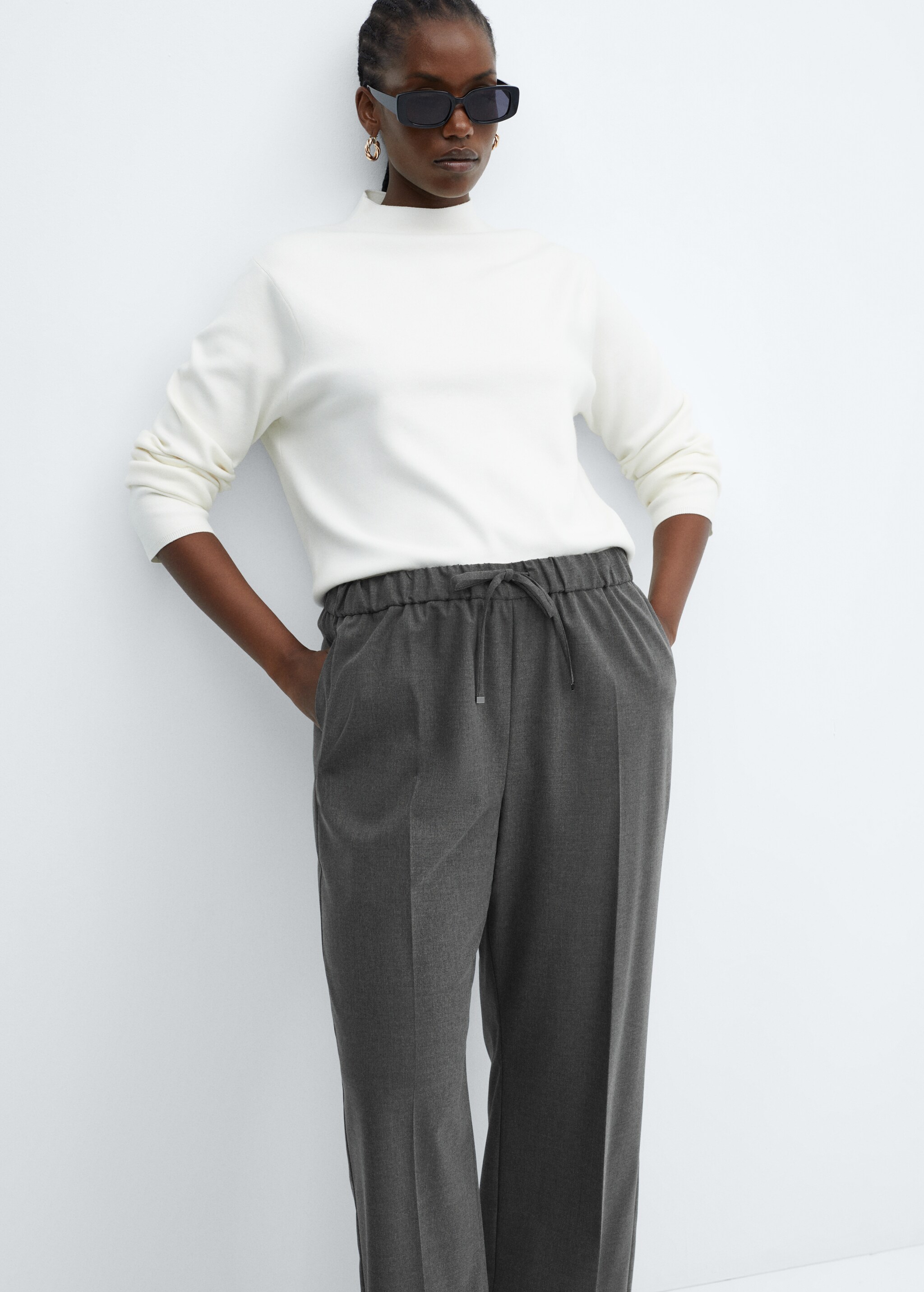 Wideleg trousers with elastic waist - Details of the article 4