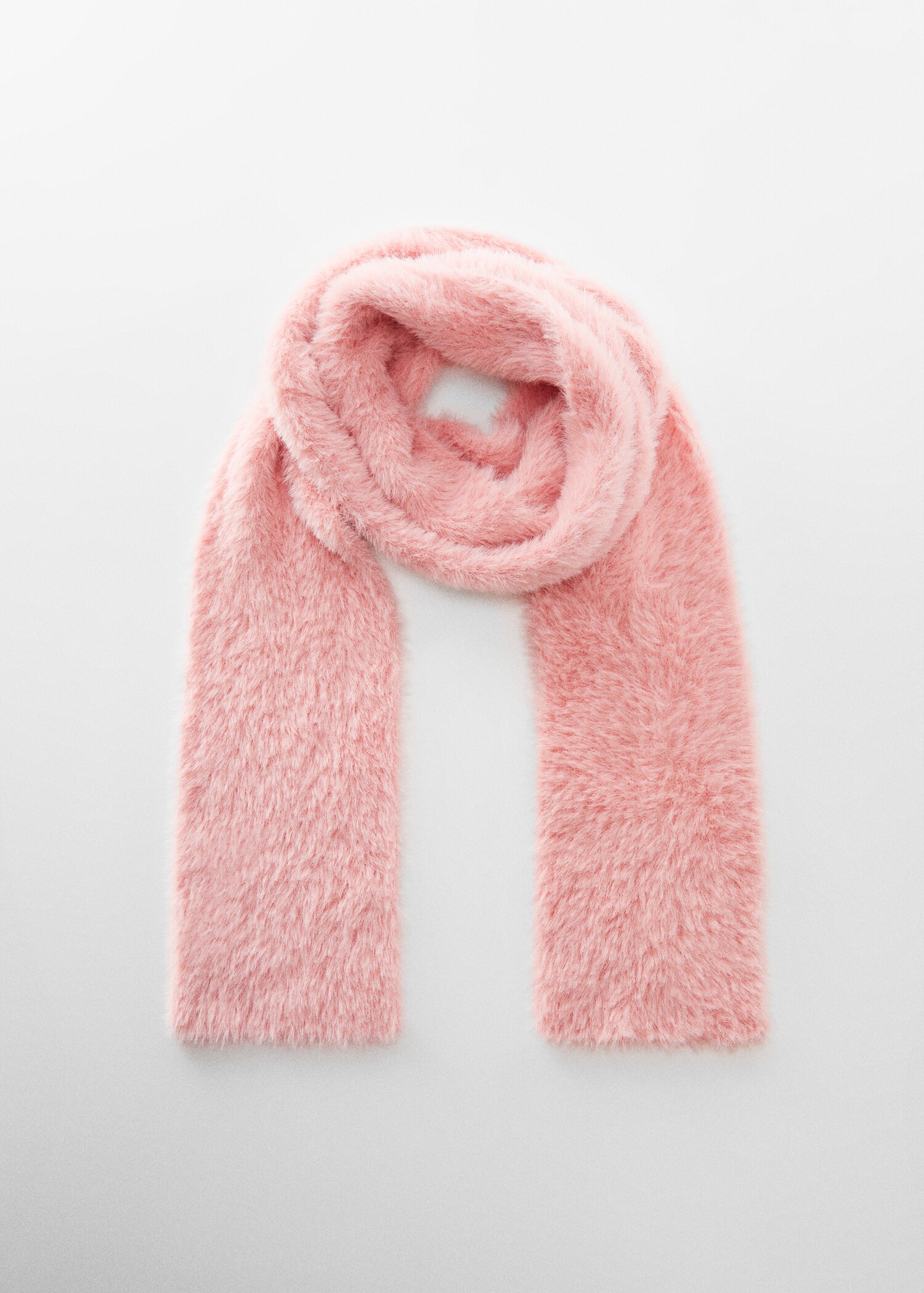 Faux fur scarf - Details of the article 1