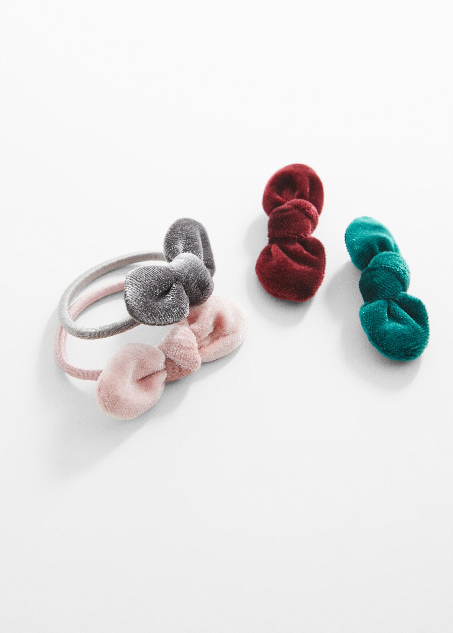 Pack gomas y clips - Plano medio