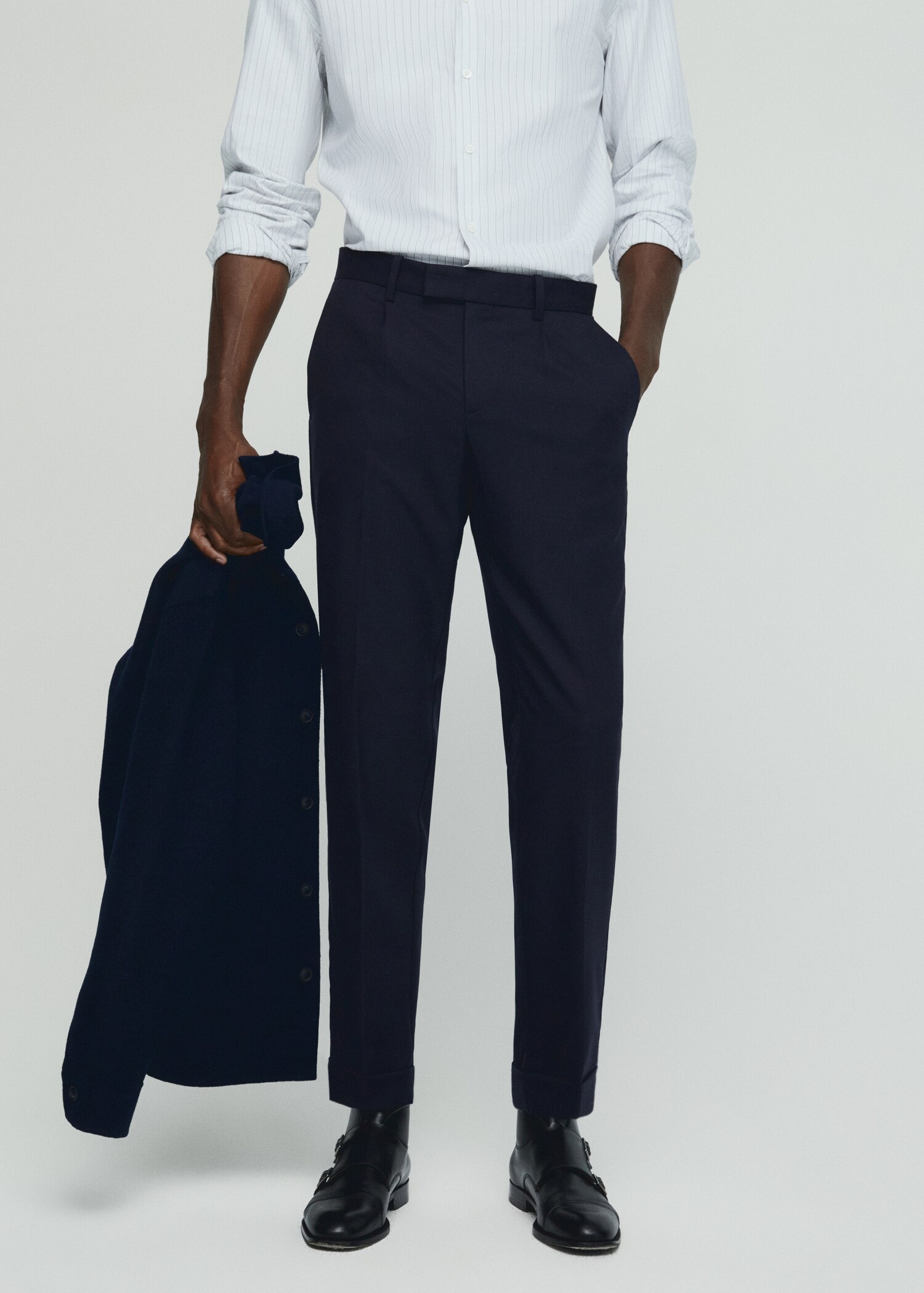 Pleat detail wool trousers - Medium plane