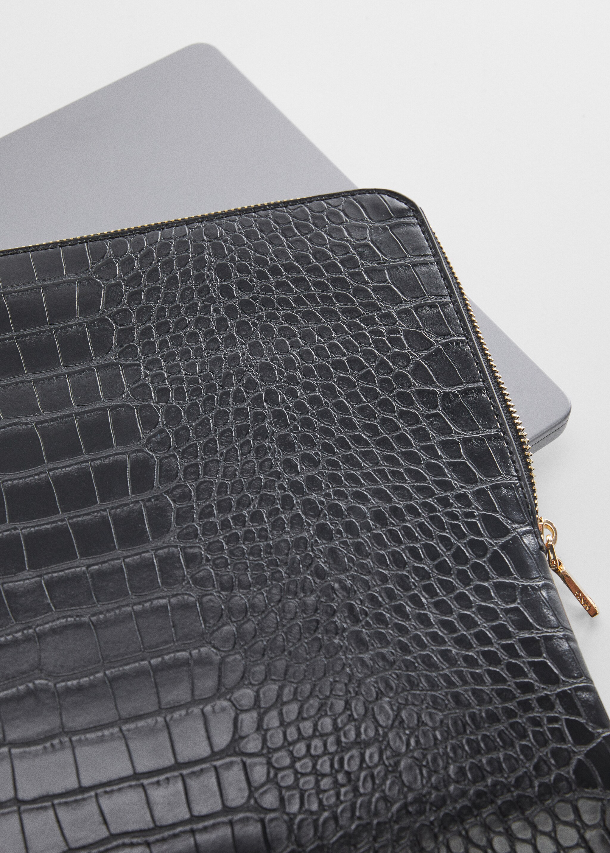 Animal print laptop case - Details of the article 2