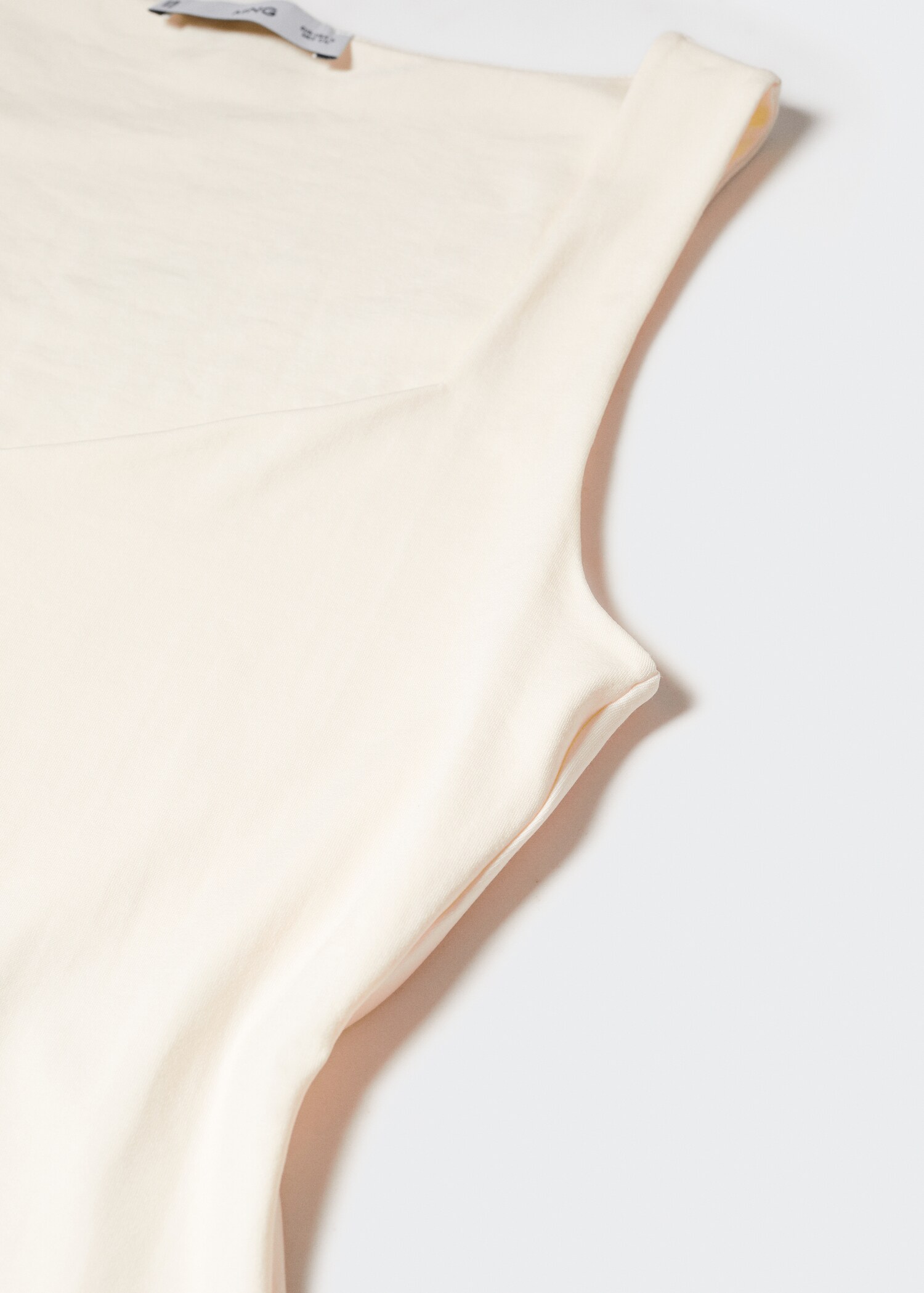 Open elastic top - Details of the article 8