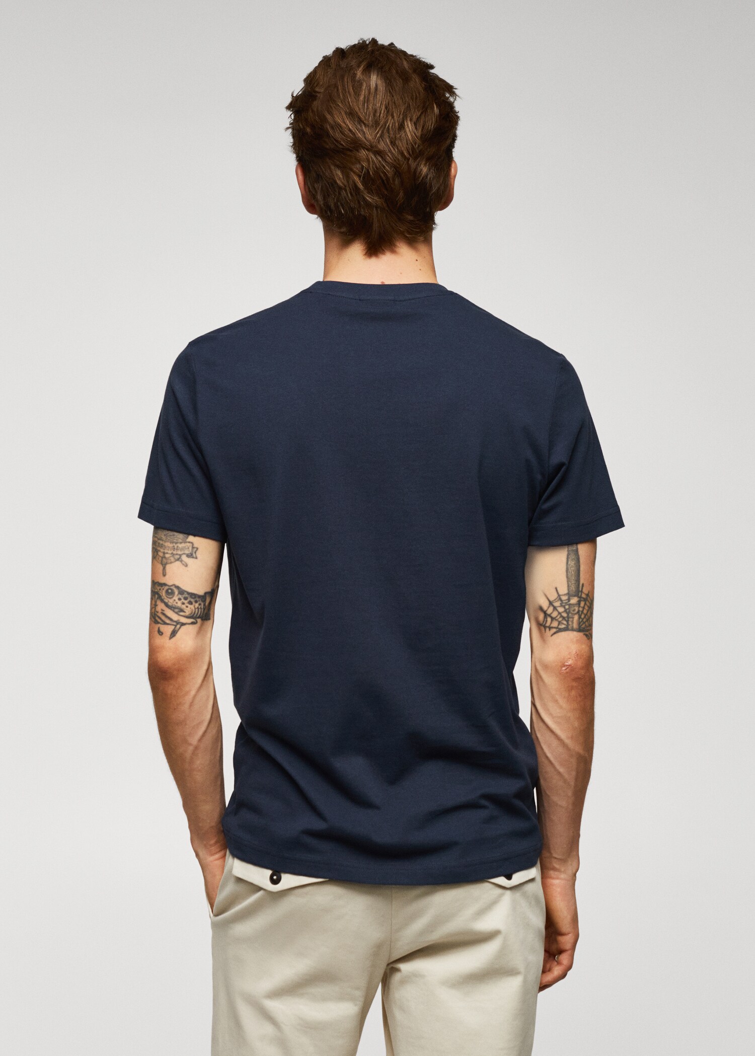 Camiseta logo 100% algodón - Reverso del artículo